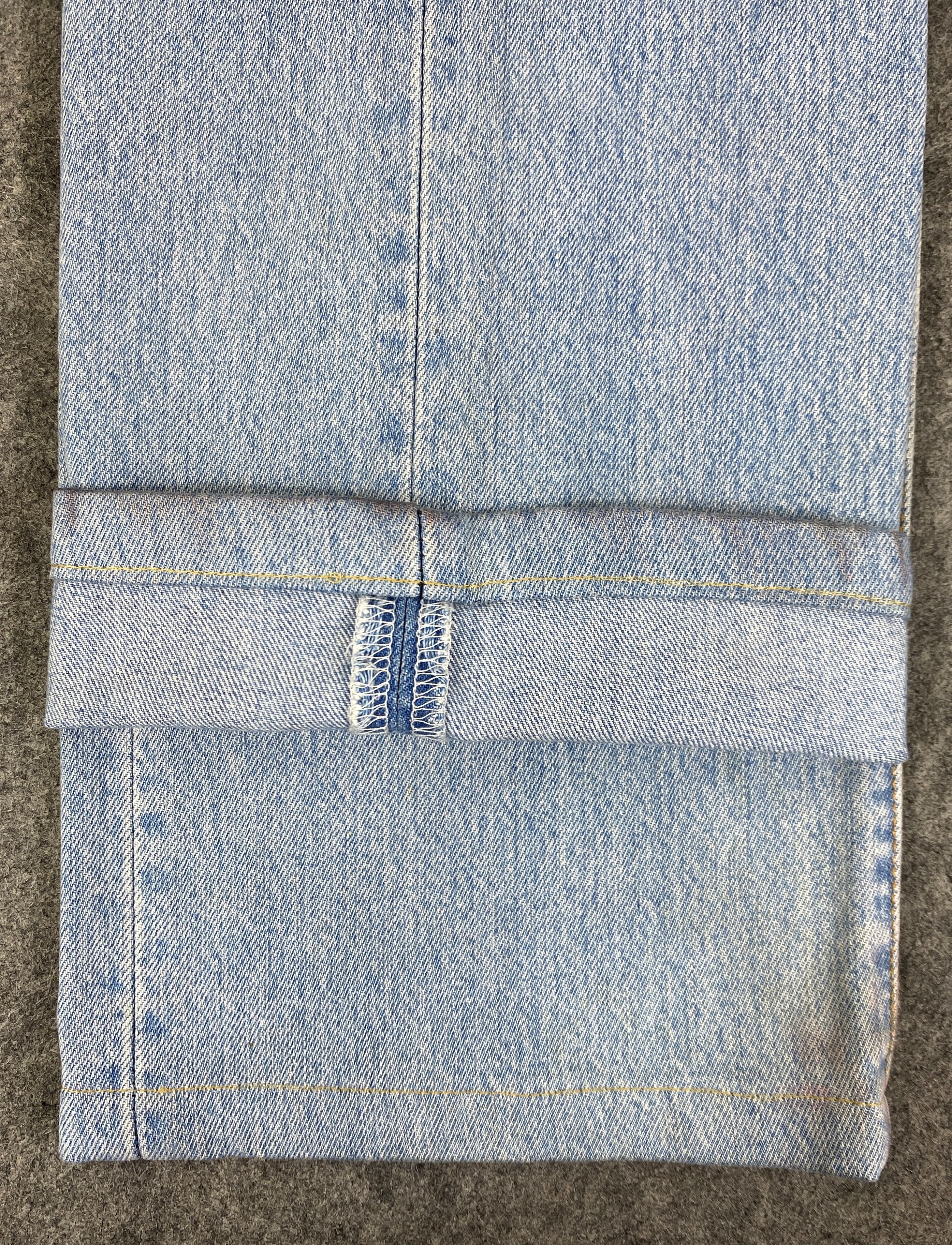 Levi's Light Blue Wash Vintage Levis 501 Denim Jeans 35x27 - JN3160 Size US 35 - 11 Thumbnail