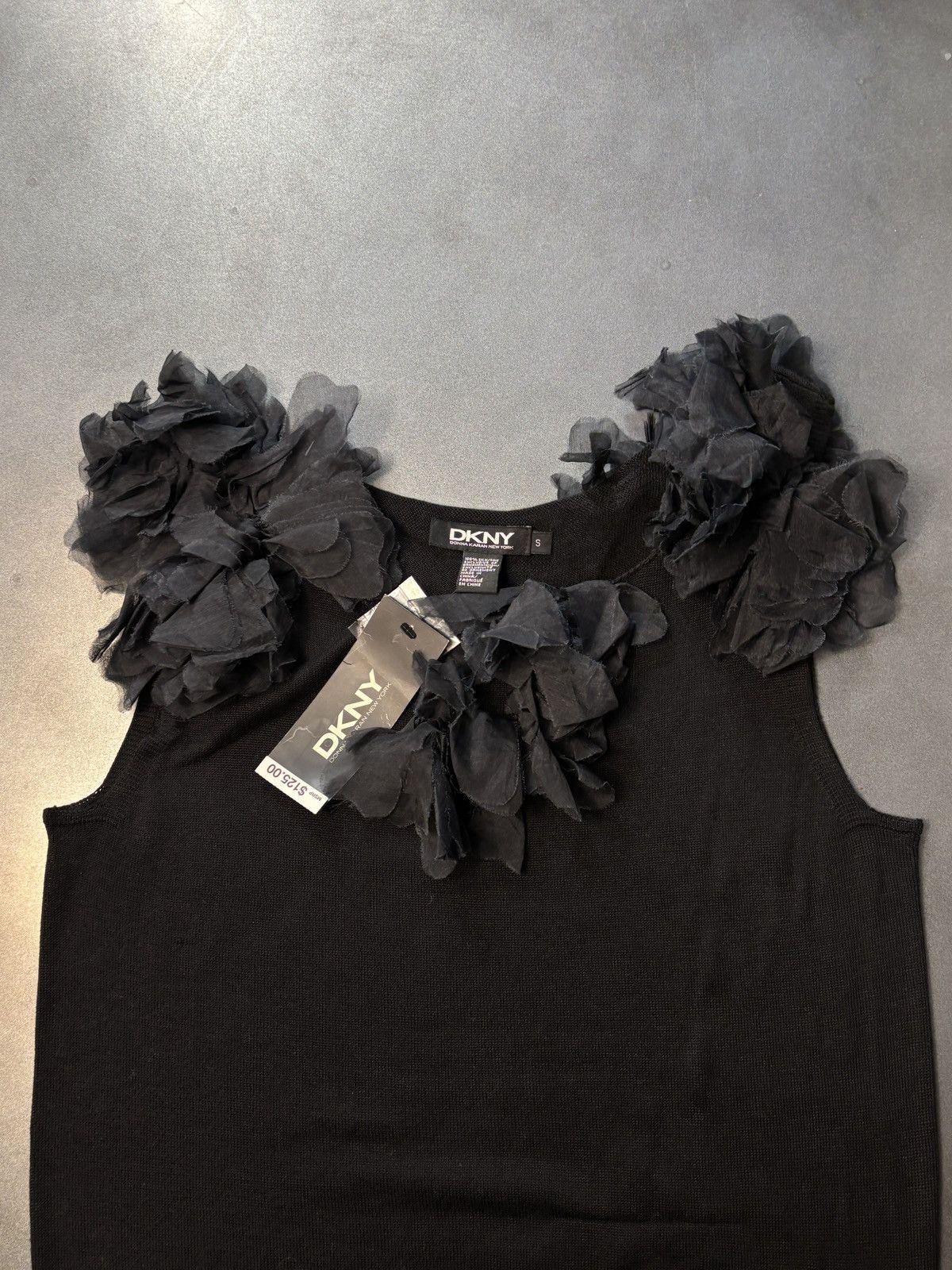 DKNY DKNY Tank Top Floral Applique Sleeveless Top Sweater Vest Size S / US 4 / IT 40 - 4 Thumbnail
