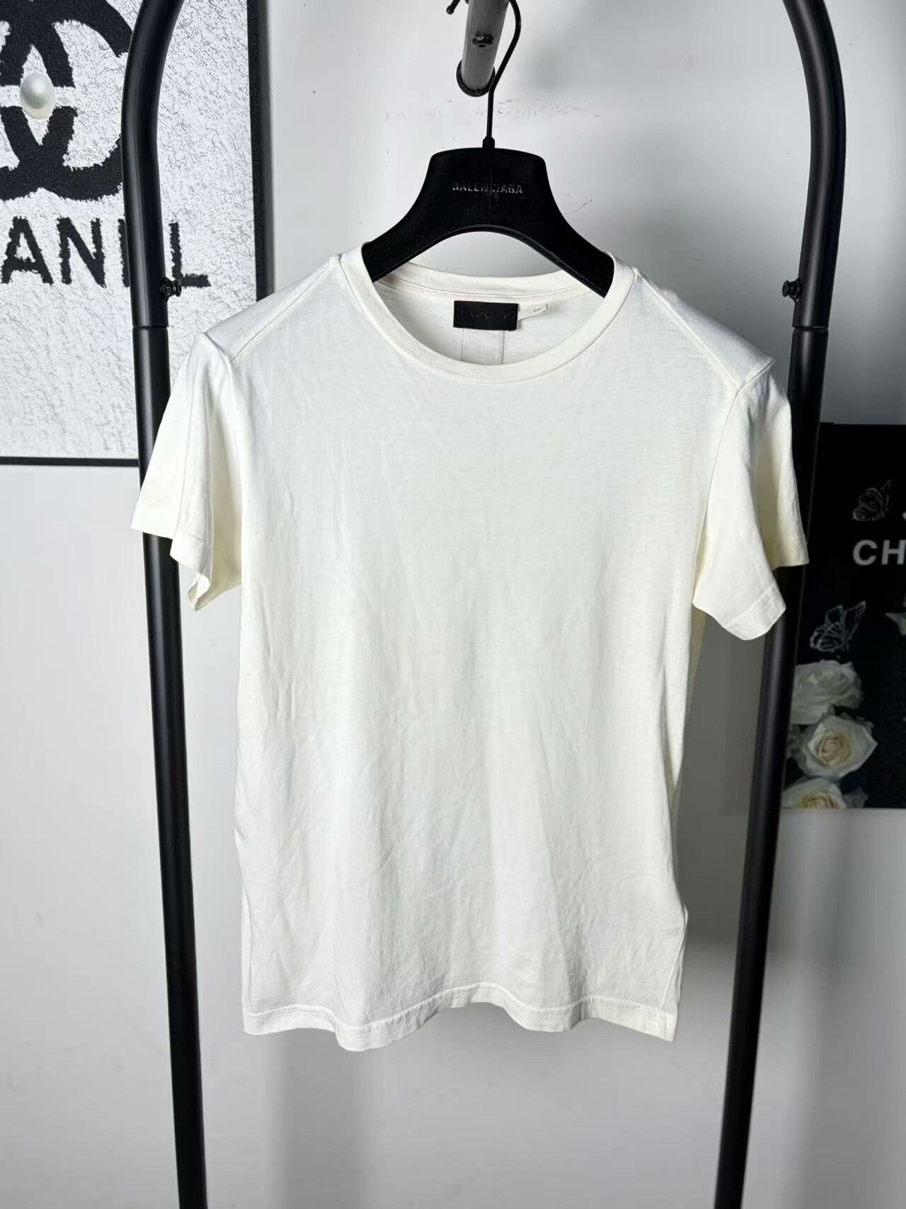 Moncler Moncler Retro White T-Shirt s Men Size US S / EU 44-46 / 1 - 1 Thumbnail