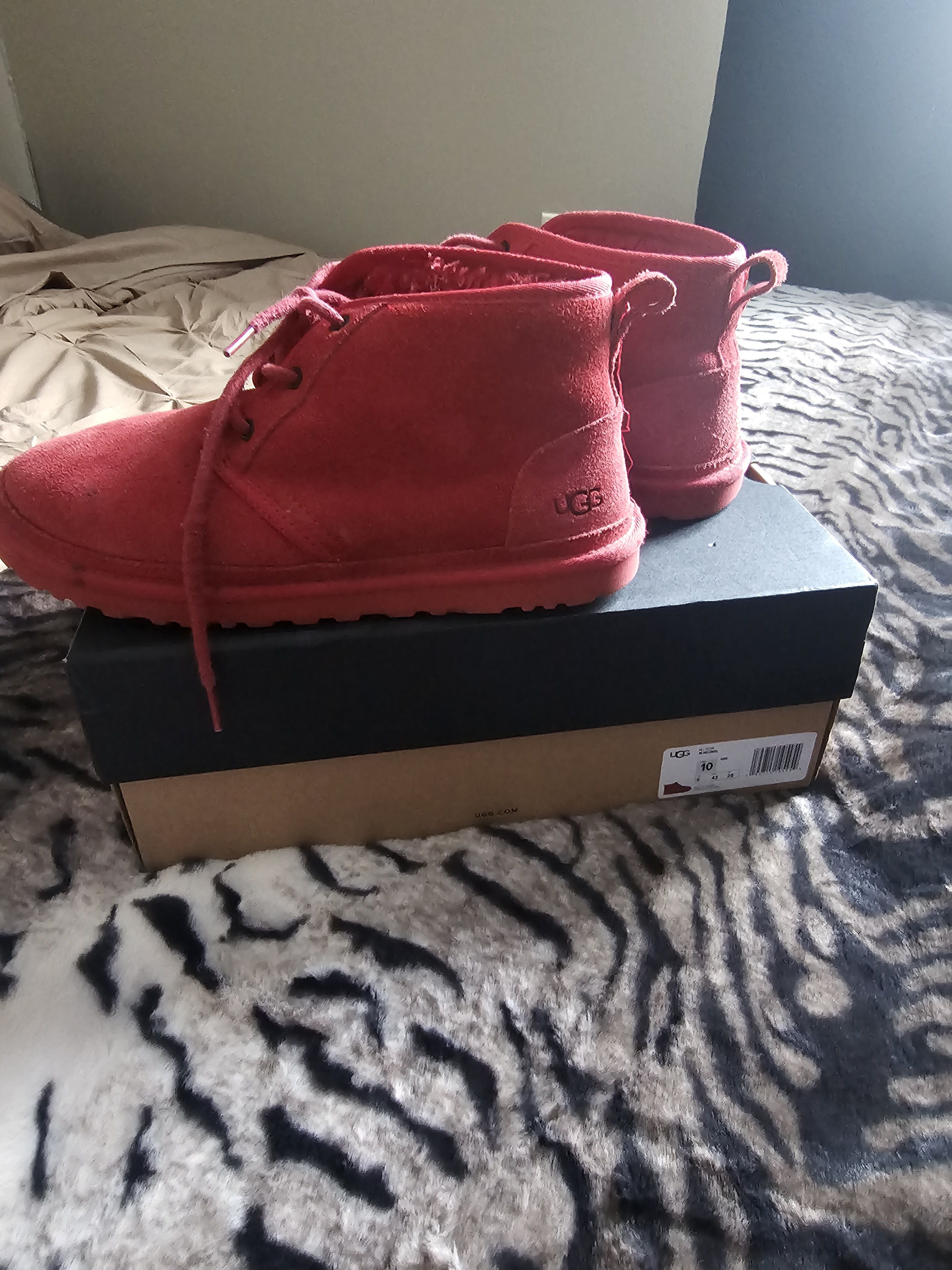 Ugg RED Ugg Men's Boots Size US 10 / EU 43 - 1 Thumbnail