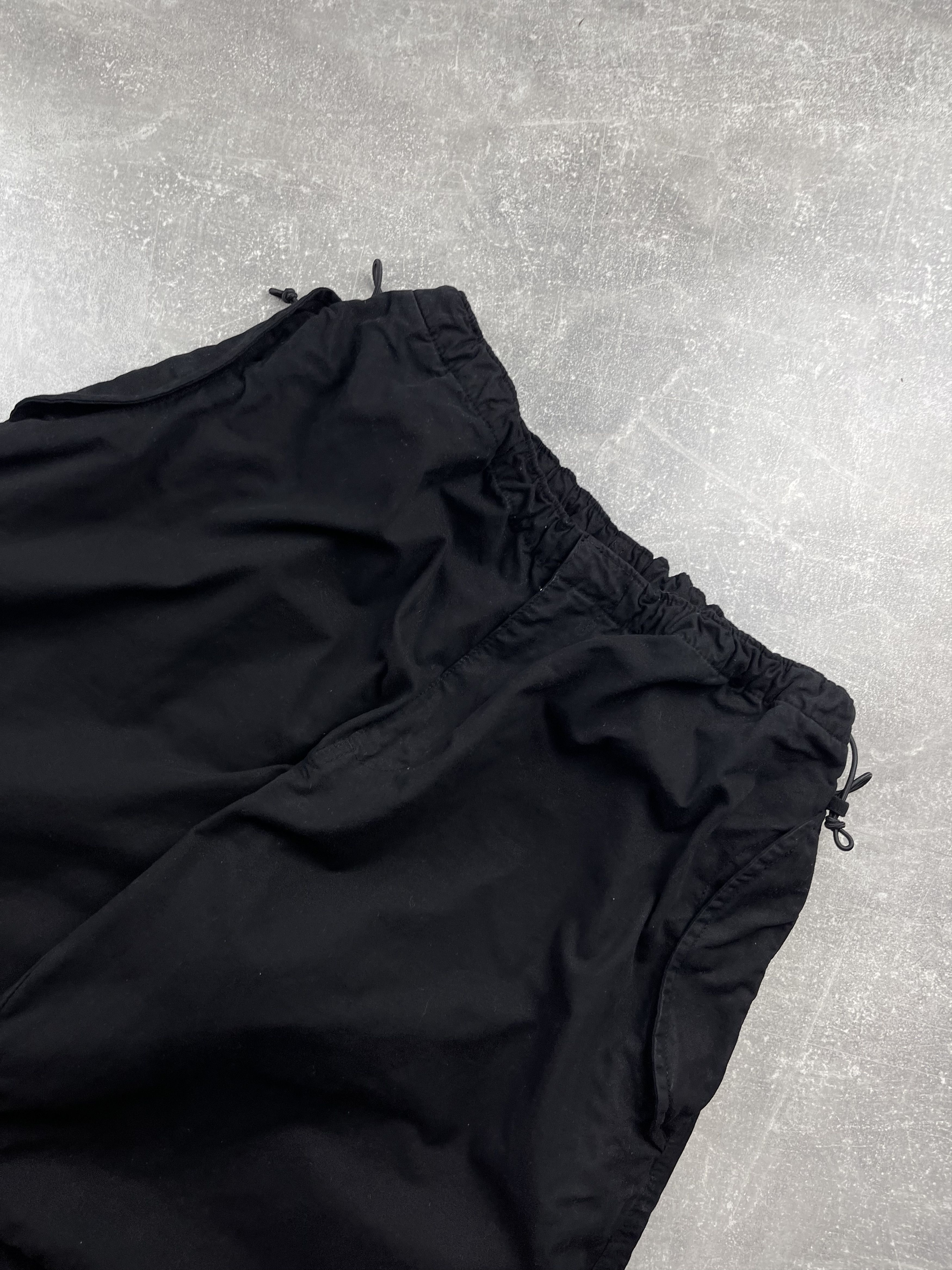 Japanese Brand Black cotton gorpcore wide parachute pants drawstring Size US 32 / EU 48 - 4 Thumbnail