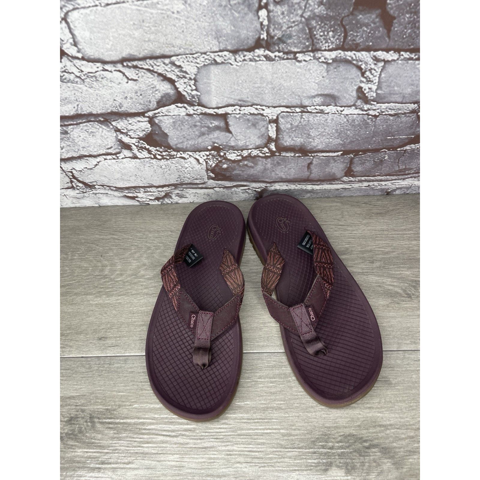 Chaco Chaco Lowdown Purple Polyester FlipFlops Beach Slide Sandals Size US 6 / IT 36 - 10 Thumbnail