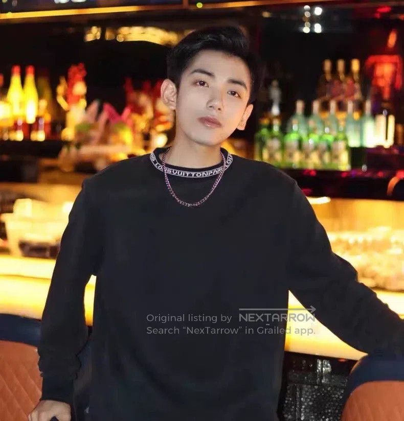 Louis Vuitton Louis Vuitton Black logo monogrammed cotton crewneck long- Size US S / EU 44-46 / 1 - 8 Thumbnail