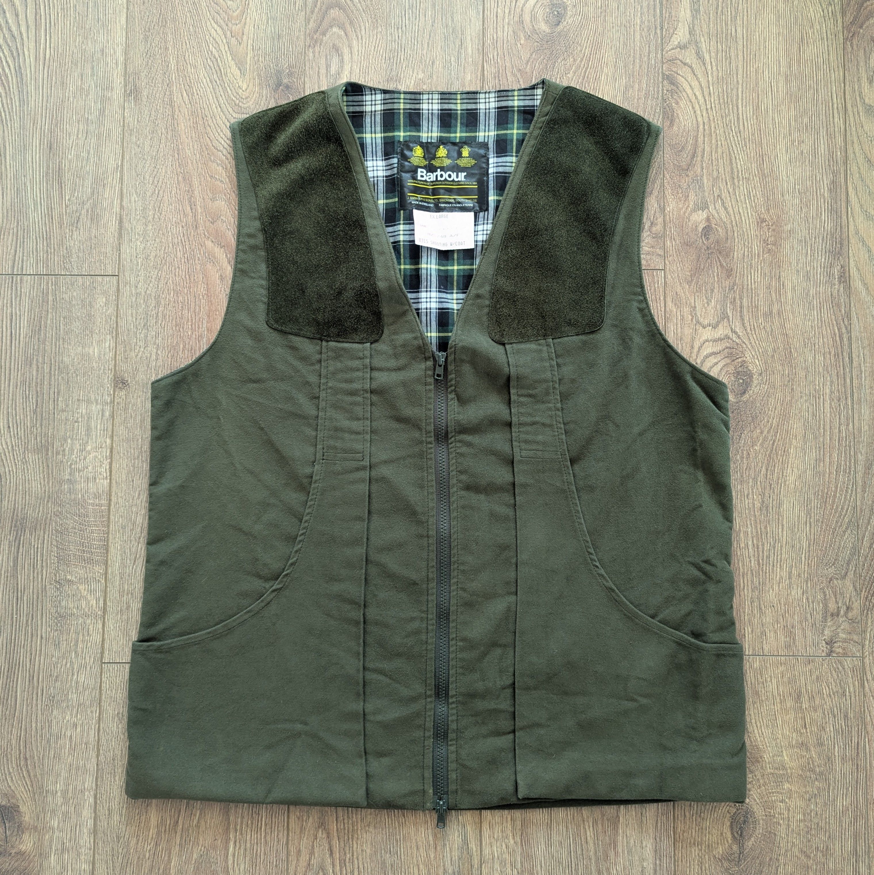 Barbour Hunter Shooting Men s Vest Gilet Made in England in Green Size Large