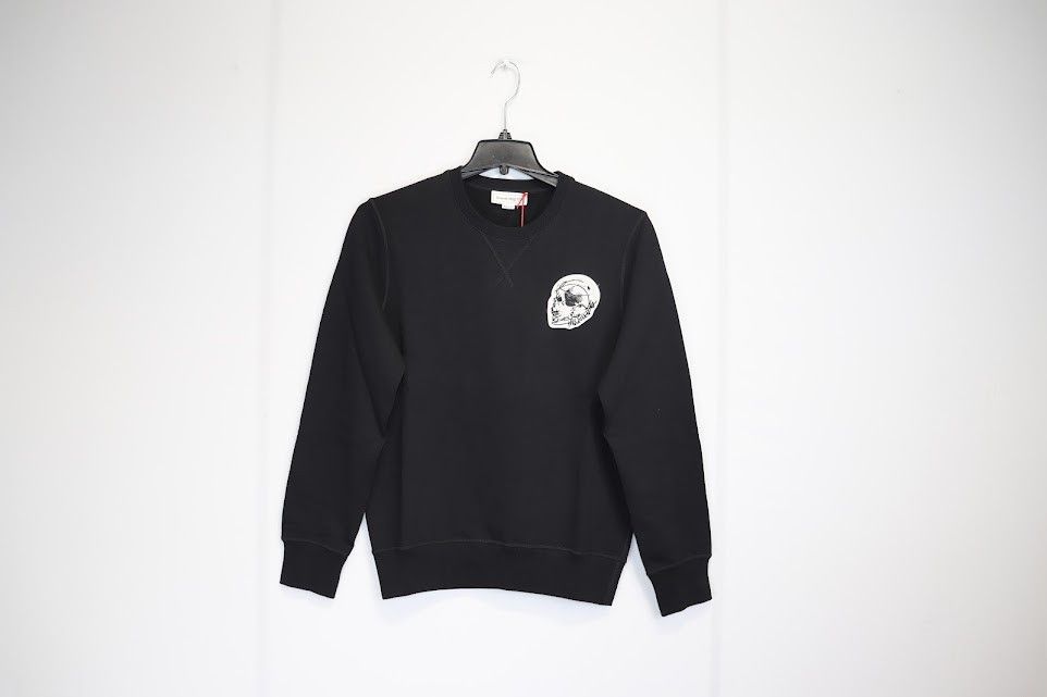 Alexander McQueen o1rshd1 Embroidered Logo Skull Sweater in Black Size US M / EU 48-50 / 2 - 2 Thumbnail