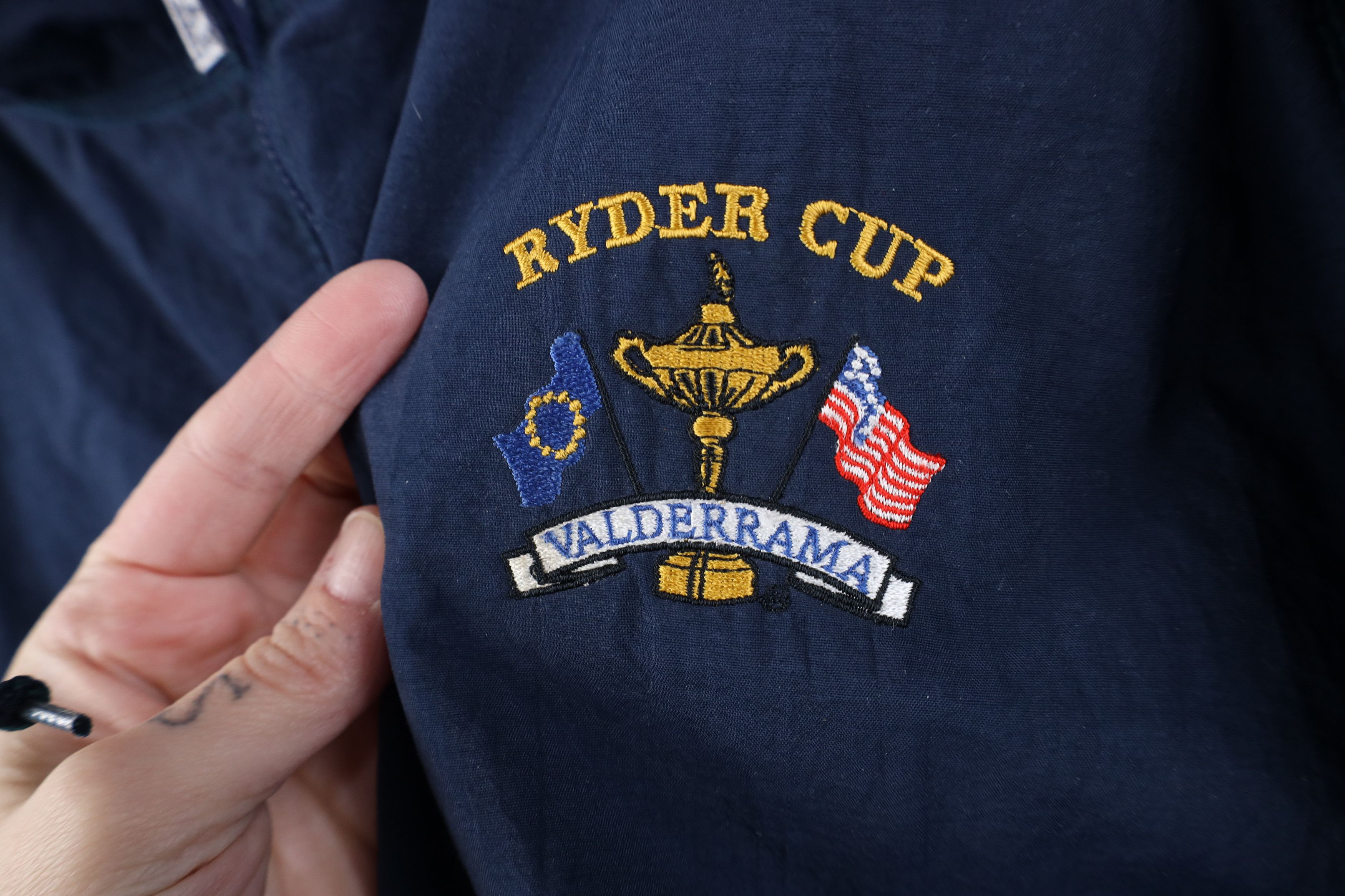 Vintage Vintage 90s 1997 Ryder Cup Valderrama Hooded Jacket Size US L / EU 52-54 / 3 - 5 Thumbnail