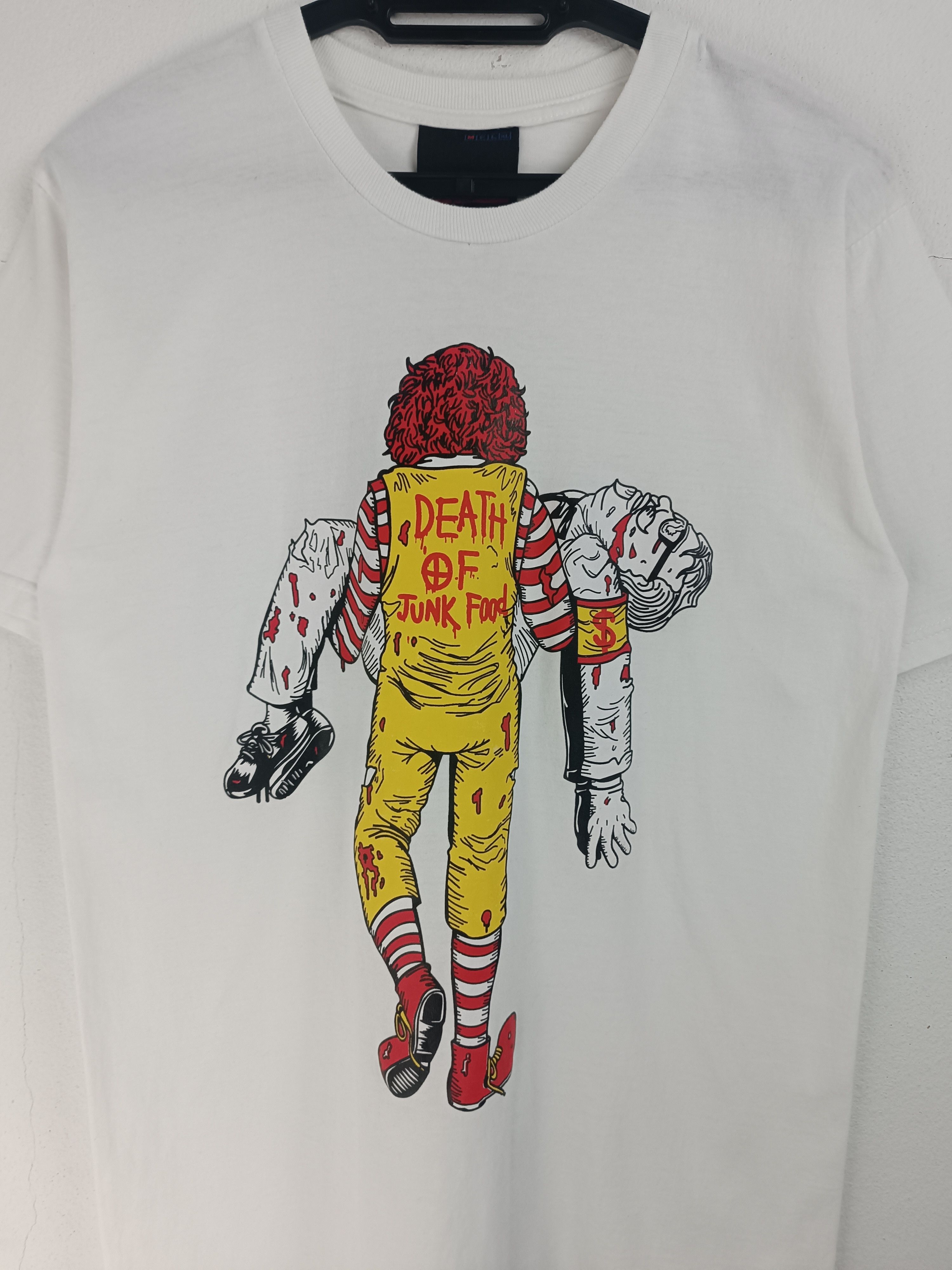 Vintage VINTAGE DEATH OF JUNKFOOD MCDONALD VS KFC TEE VERY RARE Size US S / EU 44-46 / 1 - 10 Thumbnail