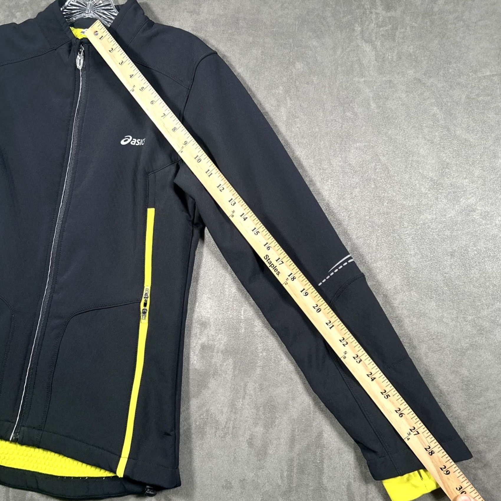 Asics ASICS Ultra Runner Jacket Womens Softshell Full Zip Black S Thumb Loops Size S / US 4 / IT 40 - 7 Thumbnail