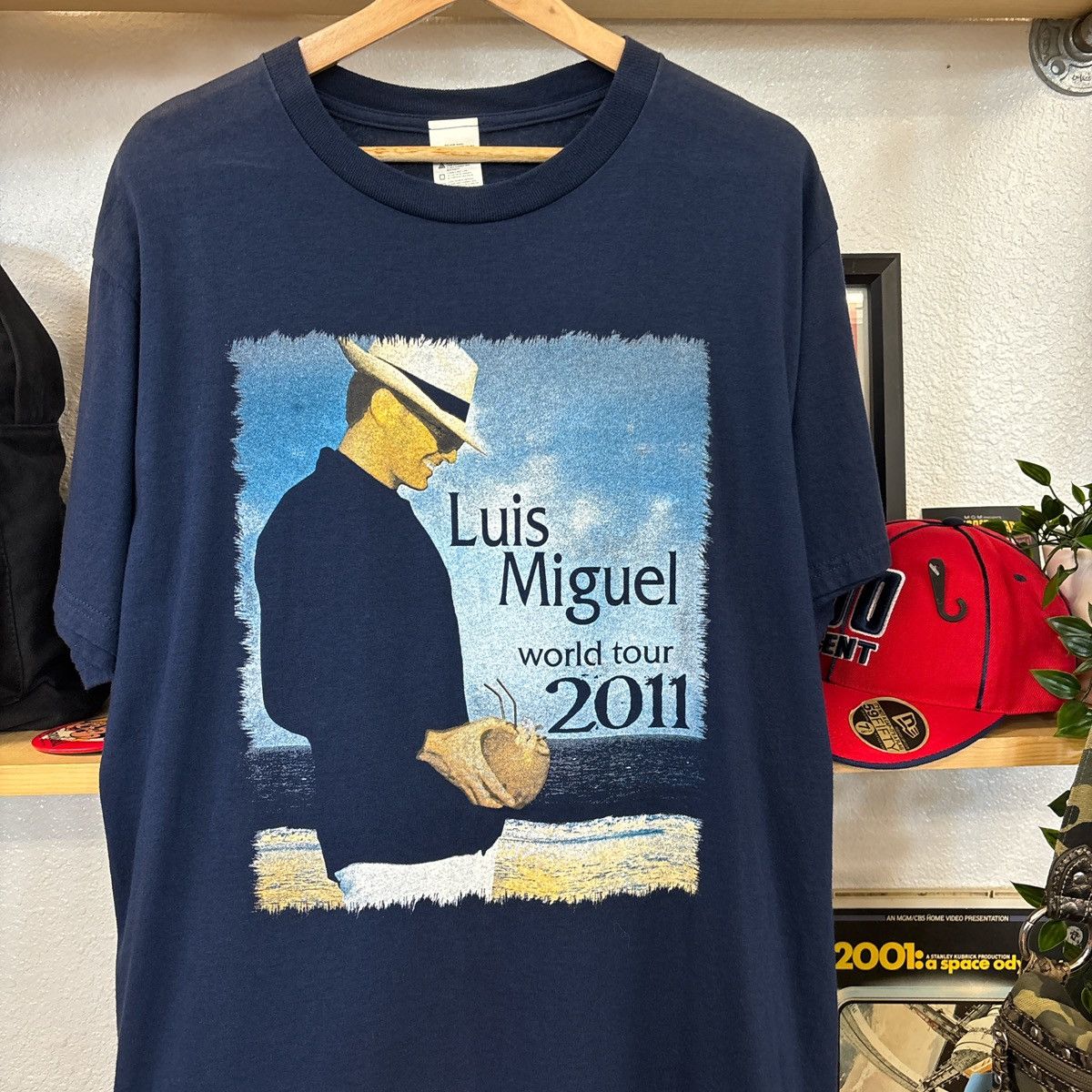 Vintage Vintage Luis Miguel World Tour T-shirt Size US M / EU 48-50 / 2 - 2 Thumbnail