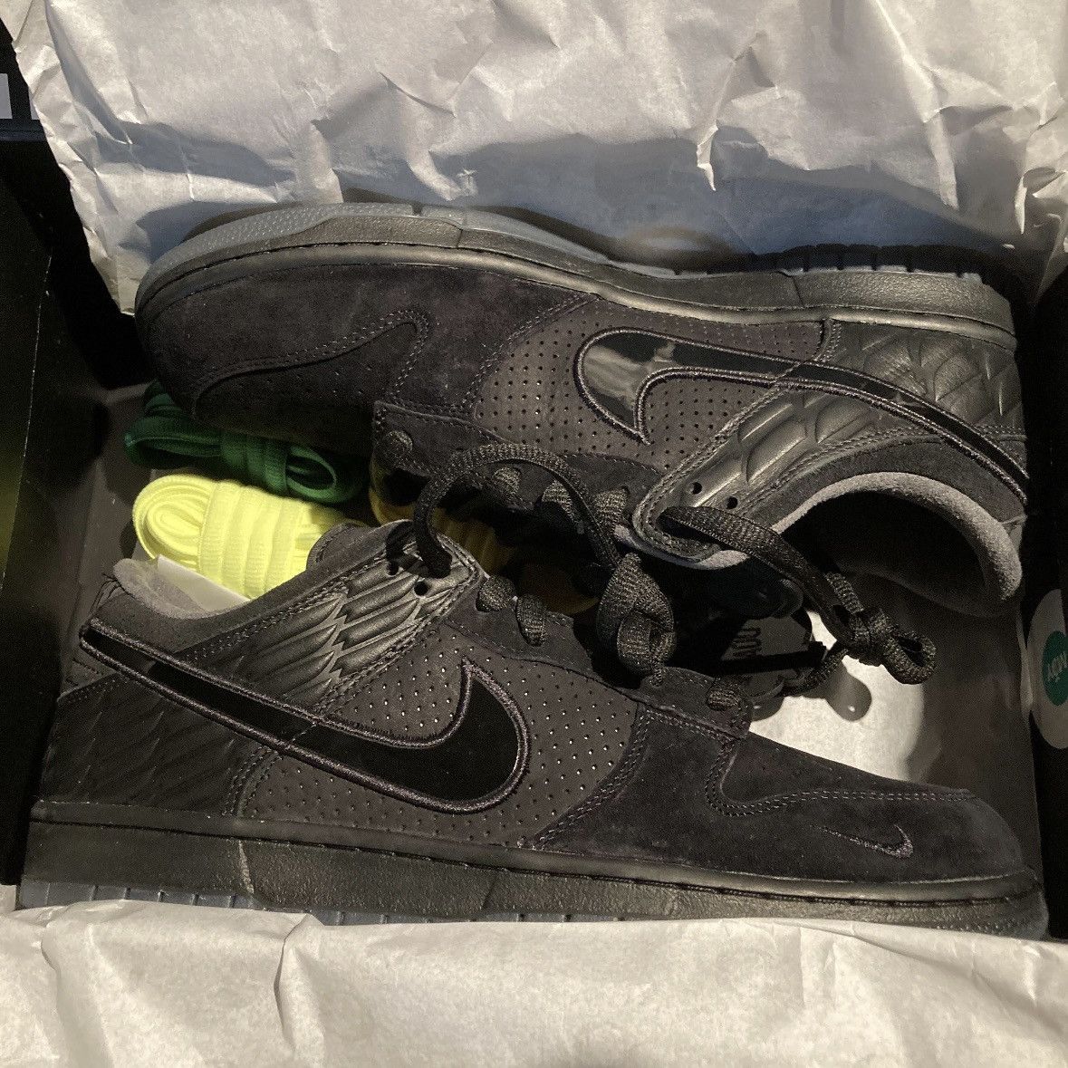 Nike Dunk Low What the Duck Black University of Oregon Alternate Size US 10 / EU 43 - 1 Thumbnail