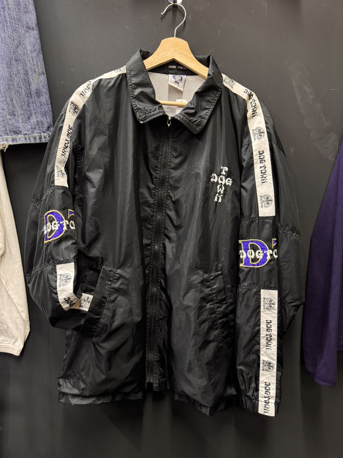 Dogtown Dog Town Windbreaker Jacket Hip Hop Size US XL / EU 56 / 4 - 1 Thumbnail