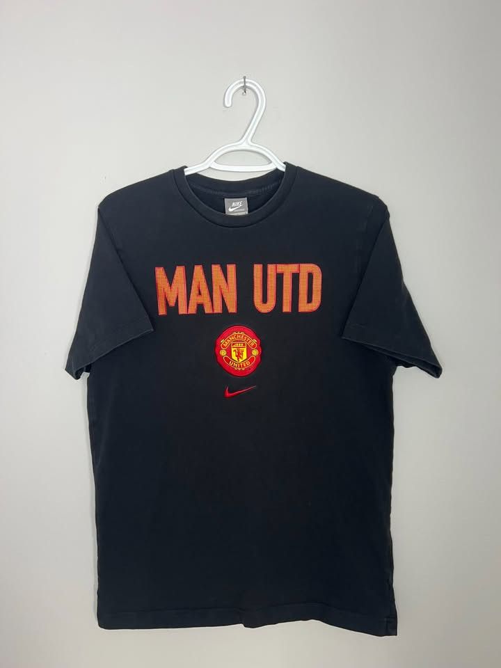 Nike Vintage Nike Manchester United Soccer Cotton T Shirt Mens Size US L / EU 52-54 / 3 - 1 Thumbnail