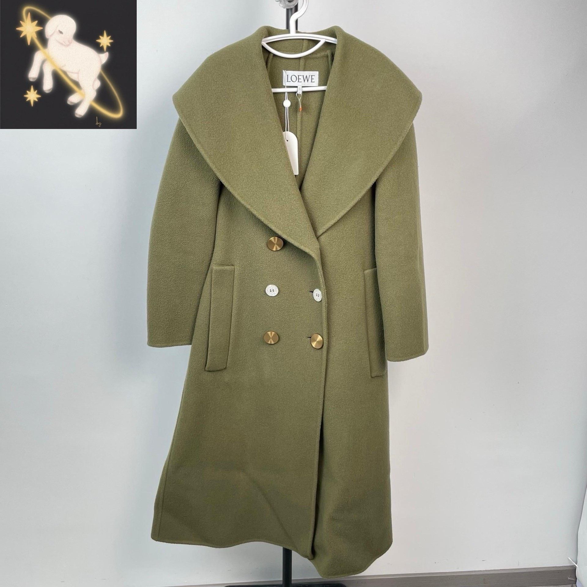 Loewe Loewe Long Green Coat 34 Women Size XS / US 0-2 / IT 36-38 - 1 Thumbnail