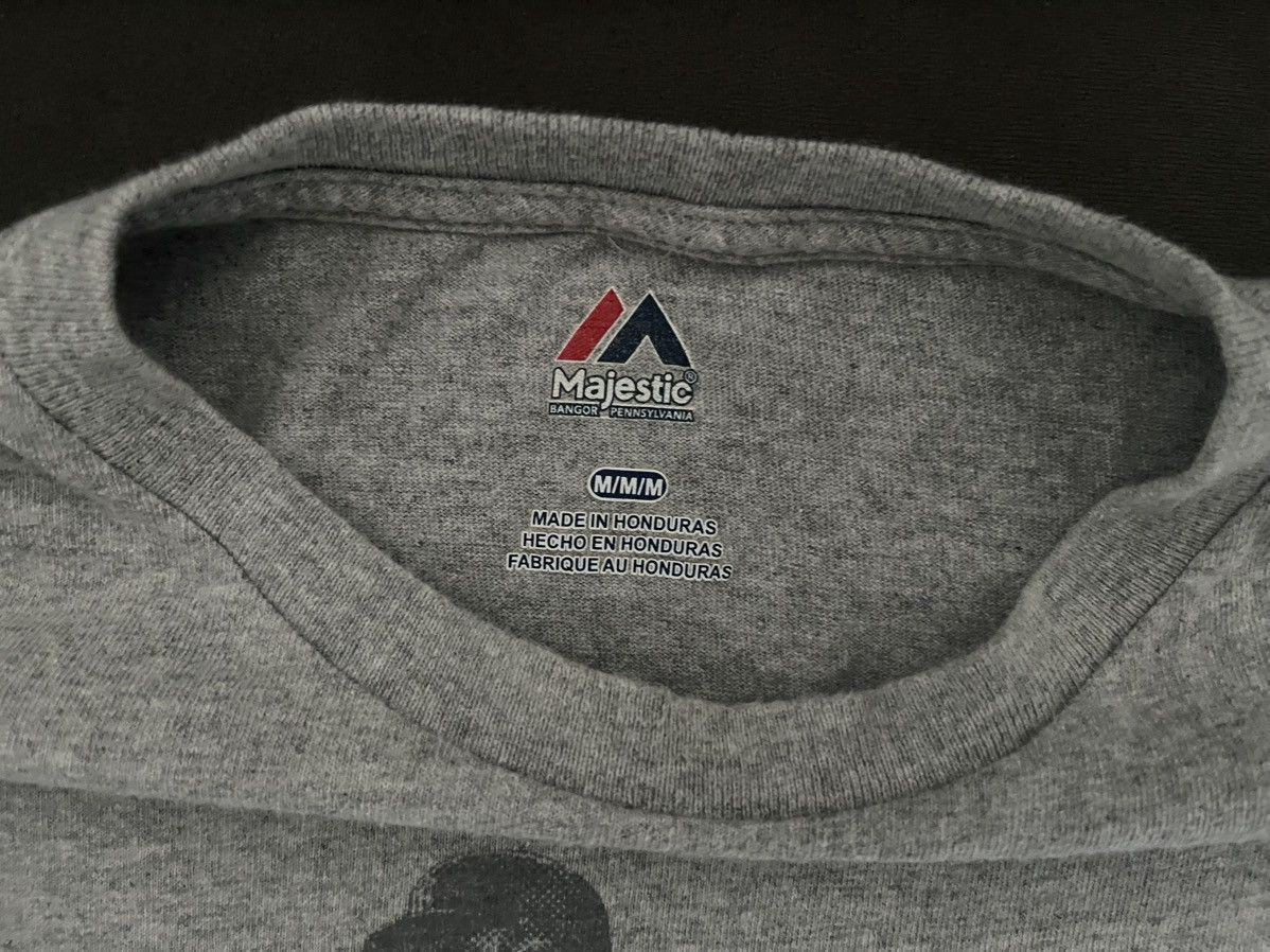 MLB × Majestic Derek Jeter 3000 hits 2013 Majestic Mens medium tee Size US M / EU 48-50 / 2 - 3 Thumbnail