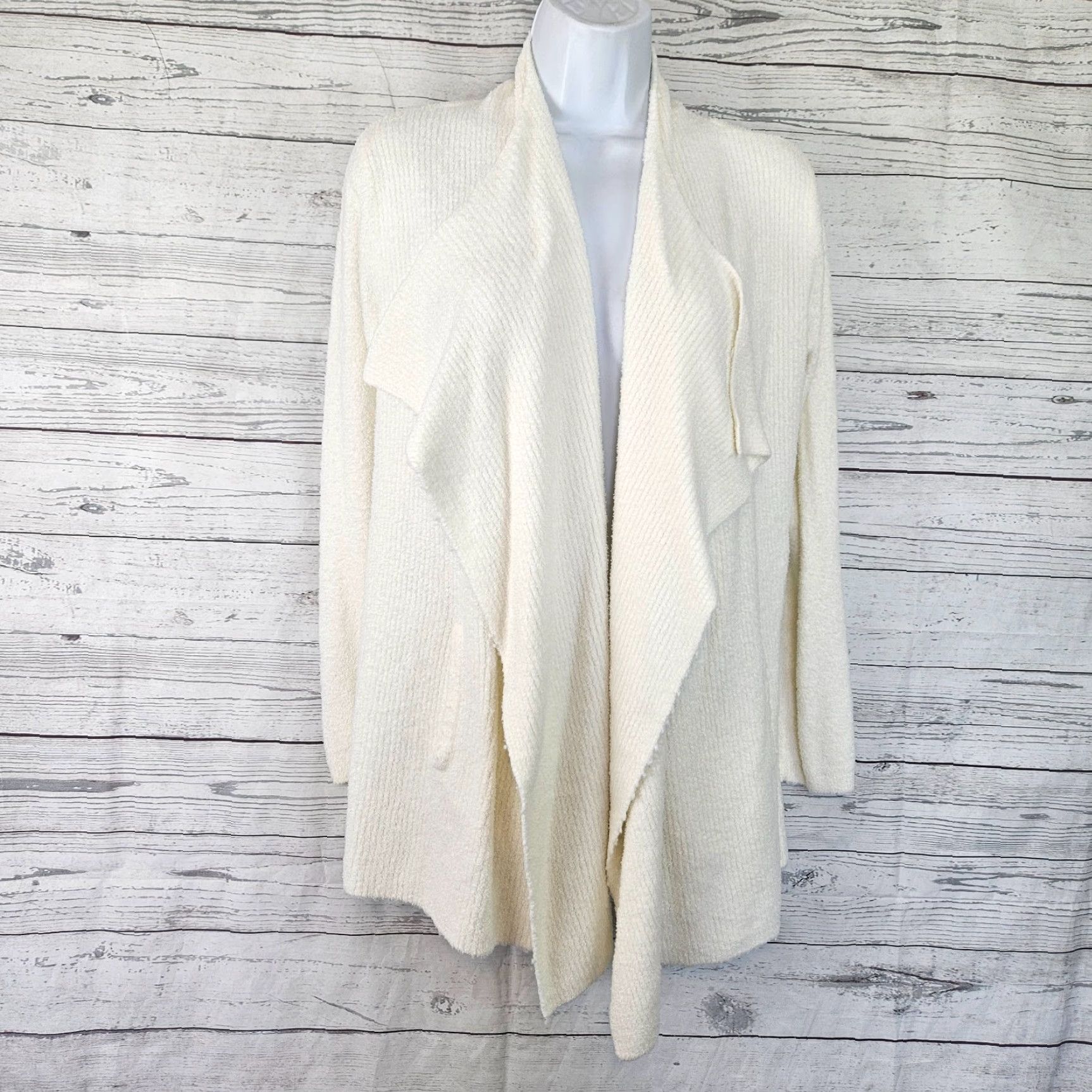 Vintage Barefoot Dreams Cardigan Women Cozy Chic Lite Sz S/M Ivory Long Sleeve Knit Sweater Modern Casual Womens Size S / US 4 / IT 40 - 2 Thumbnail
