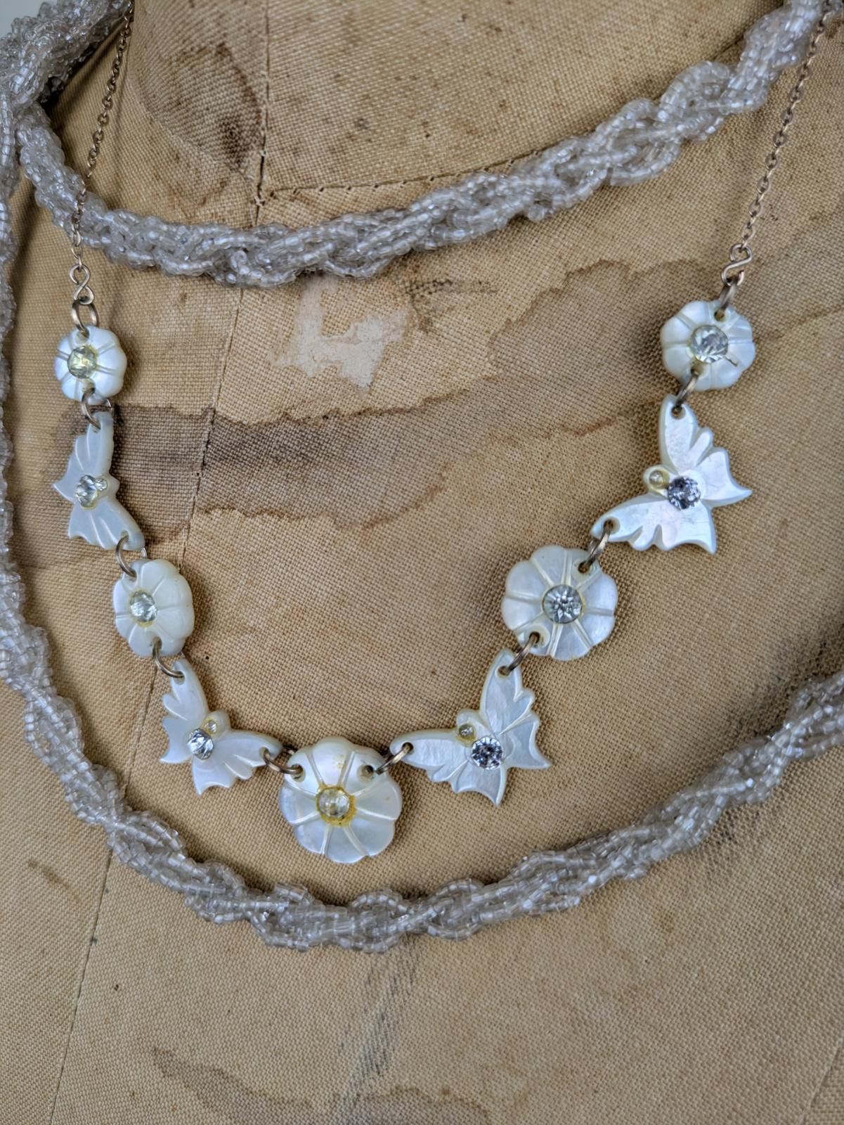 Other y2k butterfly floral mother of pearl chain necklace Size ONE SIZE - 4 Thumbnail