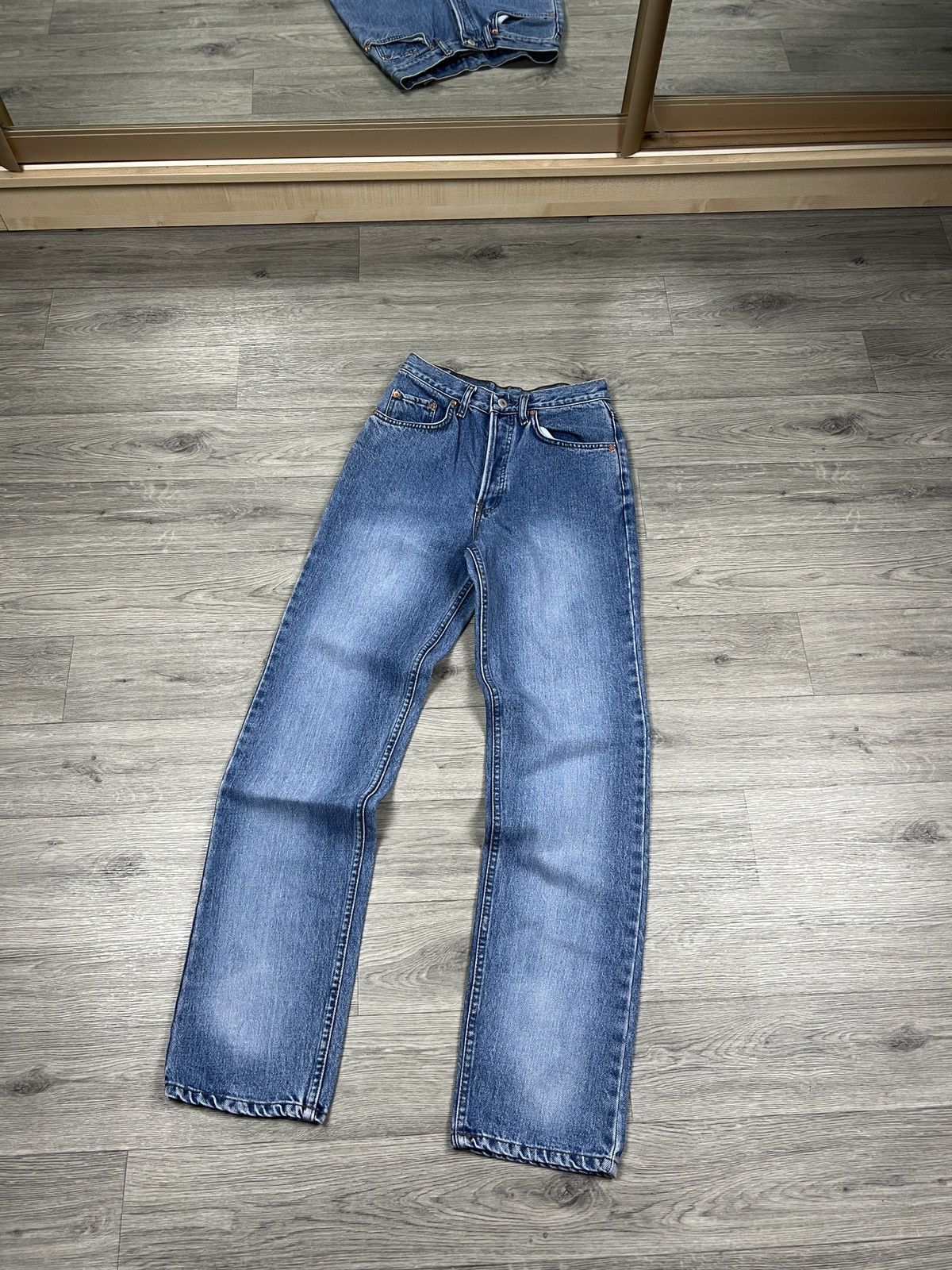 Levi's Vintage Clothing Levi’s vintage jeans made in USA blue size 28/30 men’s Size US 28 / EU 44 - 4 Thumbnail