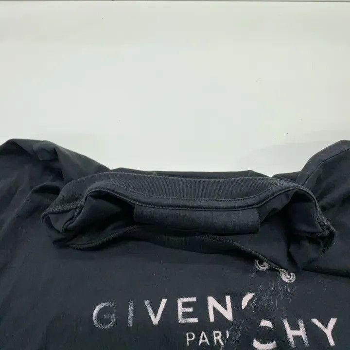 Givenchy Givenchy Givenchy Black Casual Graphic Short Sleeve TShirt Size US L / EU 52-54 / 3 - 6 Thumbnail
