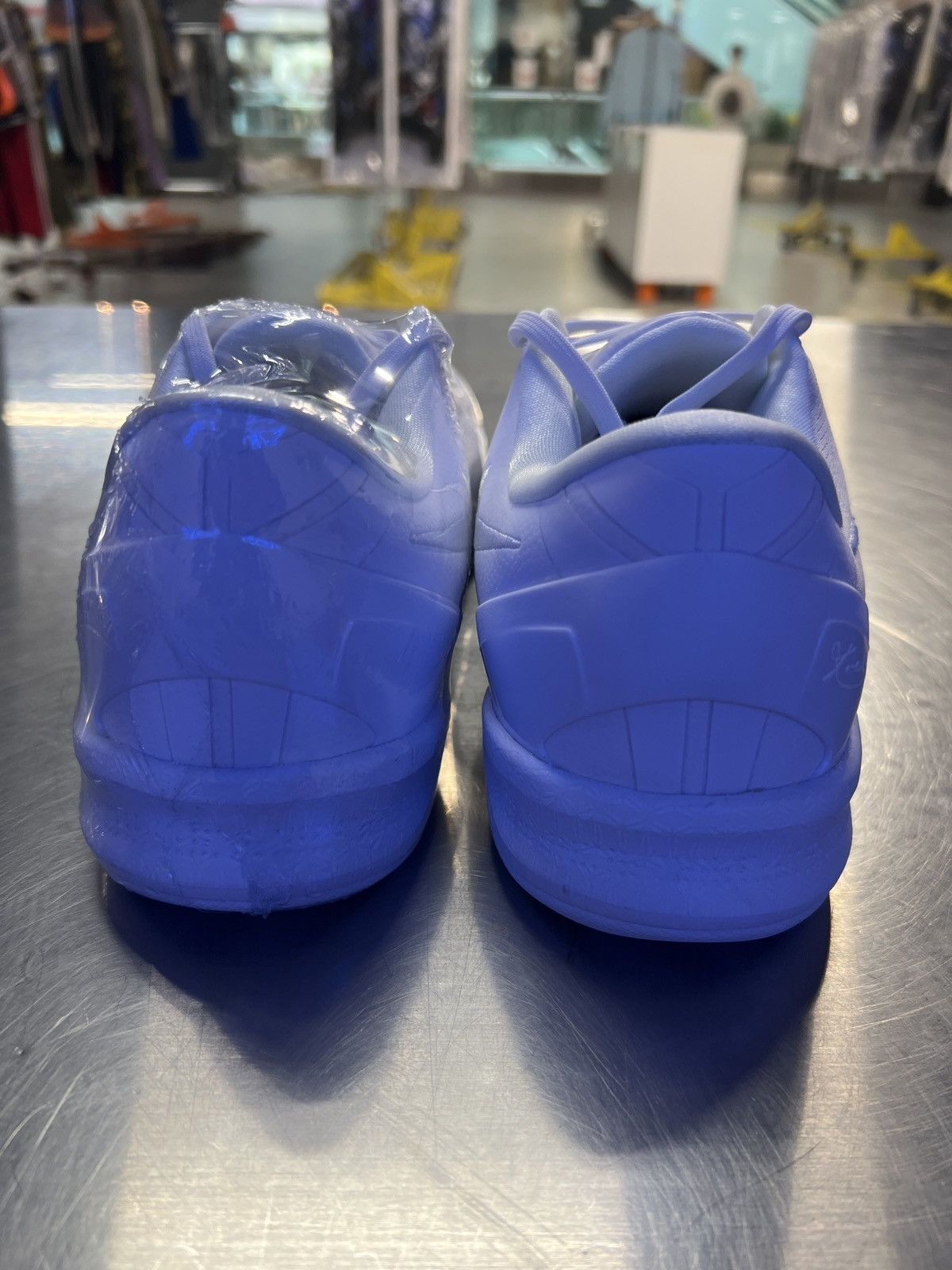 Nike Kobe 8 protro halo Size US 11 / EU 44 - 4 Thumbnail