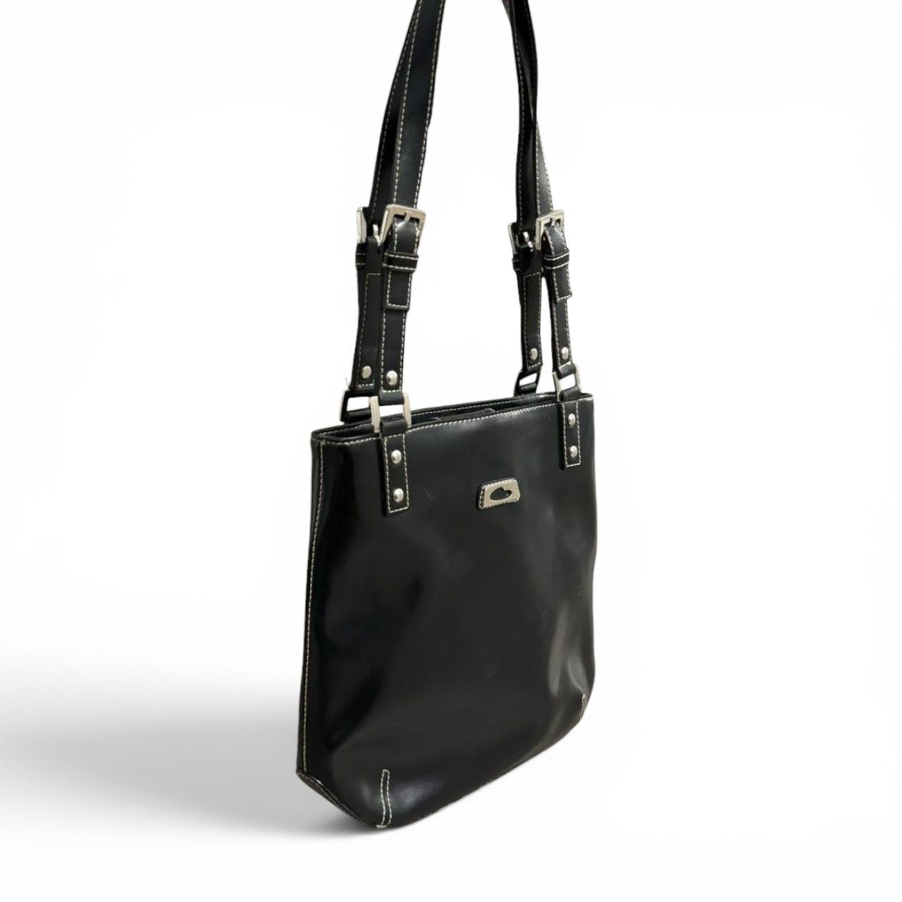 Guess Y2K Guess Black Patent Leather Shoulder Bag Silver Hardware Size ONE SIZE - 7 Thumbnail