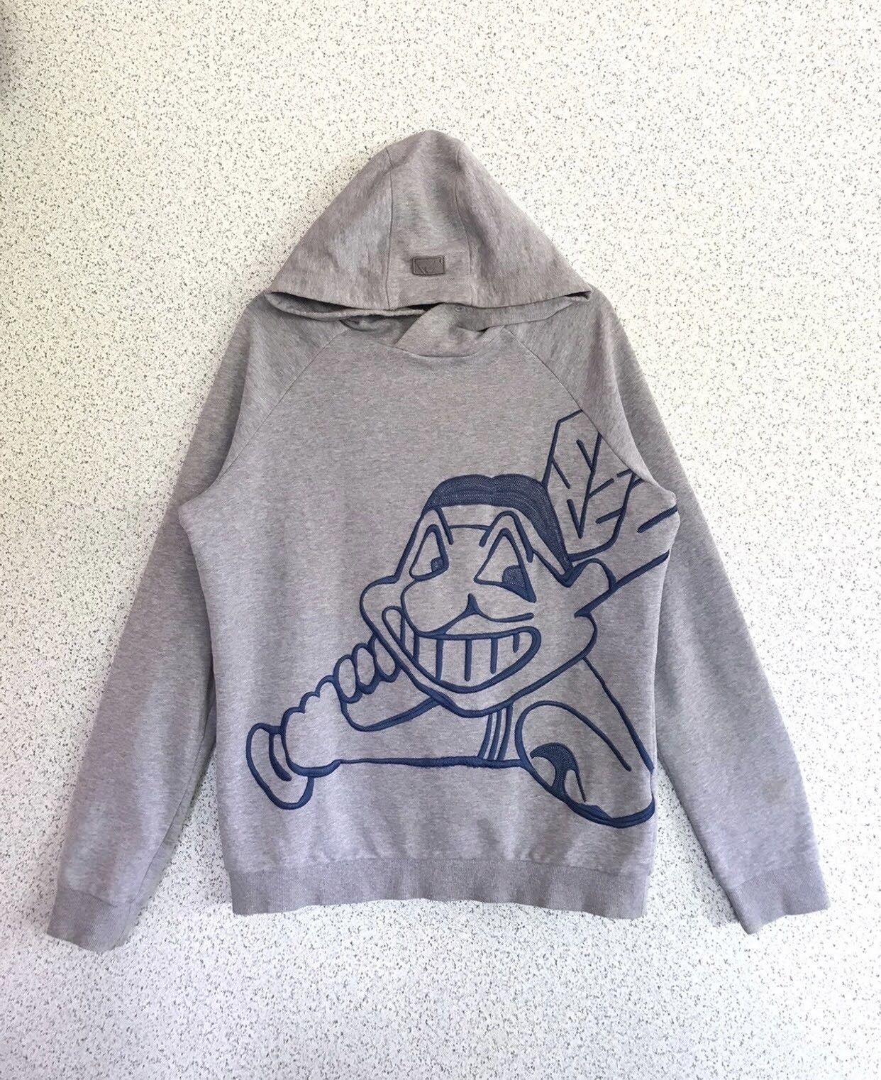 MLB × Vintage STEAL💥 MLB Red Indian Baseball VTG Hoddie 🔥 Size US L / EU 52-54 / 3 - 1 Thumbnail