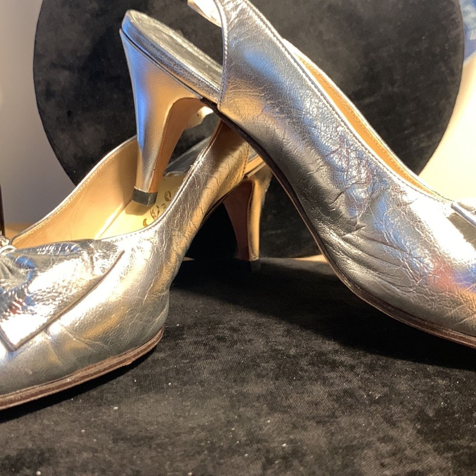 Vintage Vintage silver leather peeptoe slingback shoes with bows Size US 8 / IT 38 - 1 Thumbnail