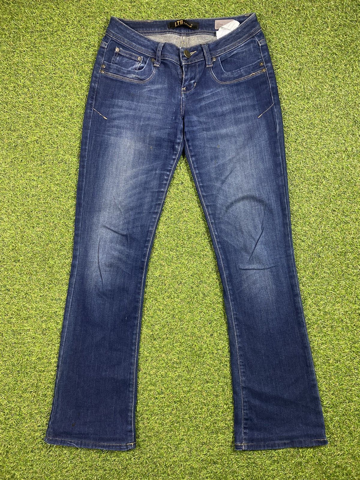 Japanese Brand × Vintage Vintage Y2K Japanese bootcut jeans streetwear size 27x34 Size 27" / US 4 / IT 40 - 3 Thumbnail
