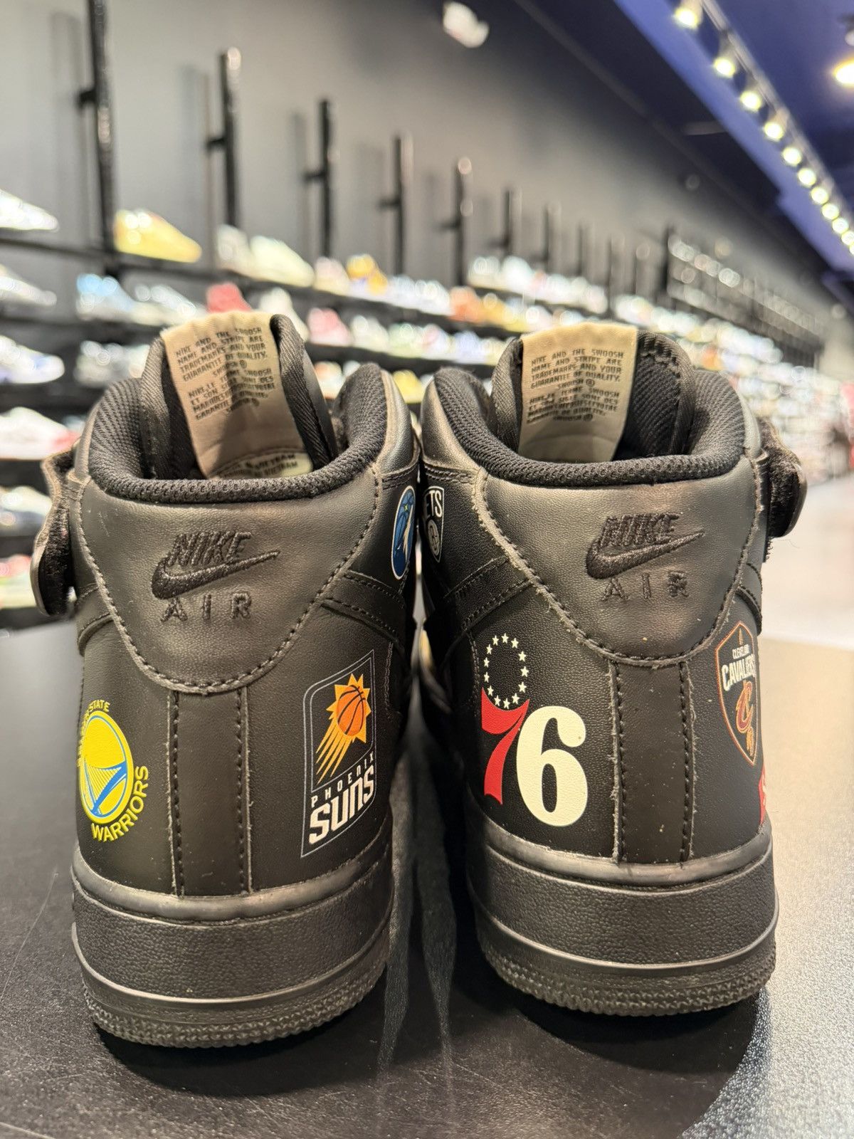 Nike Size 11.5 - Nike Air Force Mid Supreme NBA Black Size US 11.5 / EU 44-45 - 4 Thumbnail