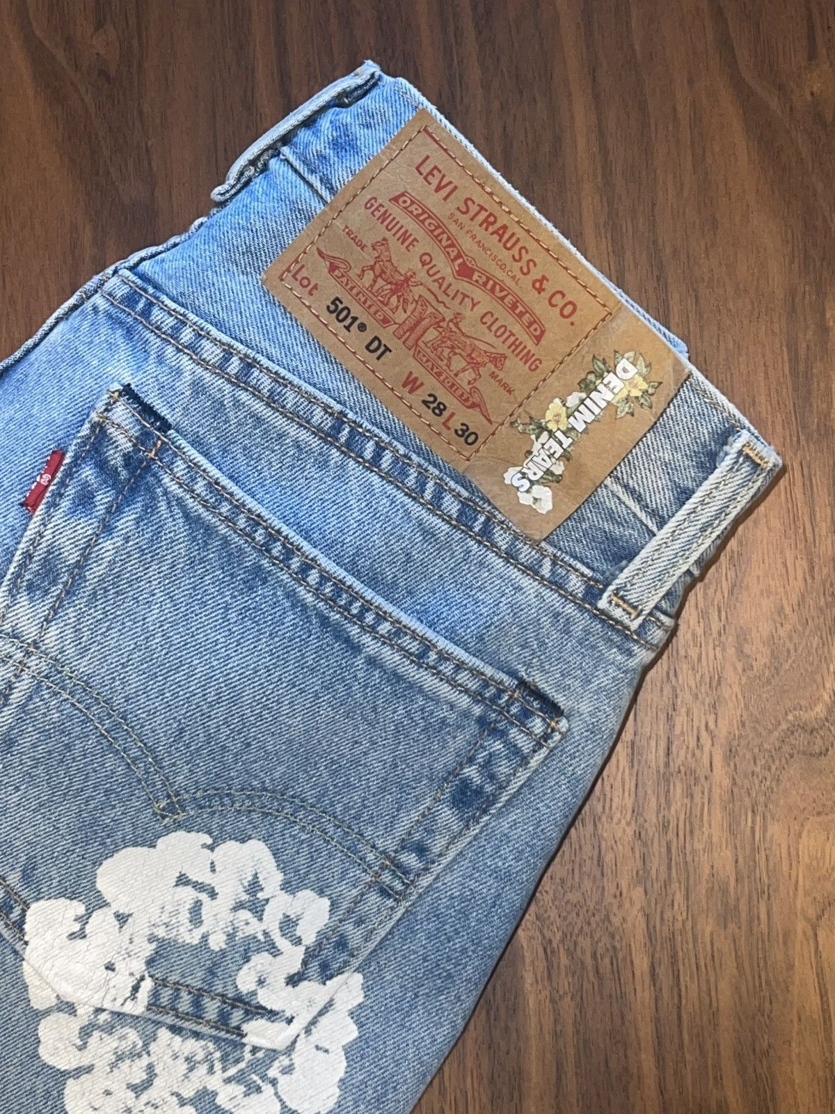 DENIM TEARS × Levi's Levi’s/Denim Tears Cotton Wreath Size US 28 / EU 44 - 1 Thumbnail