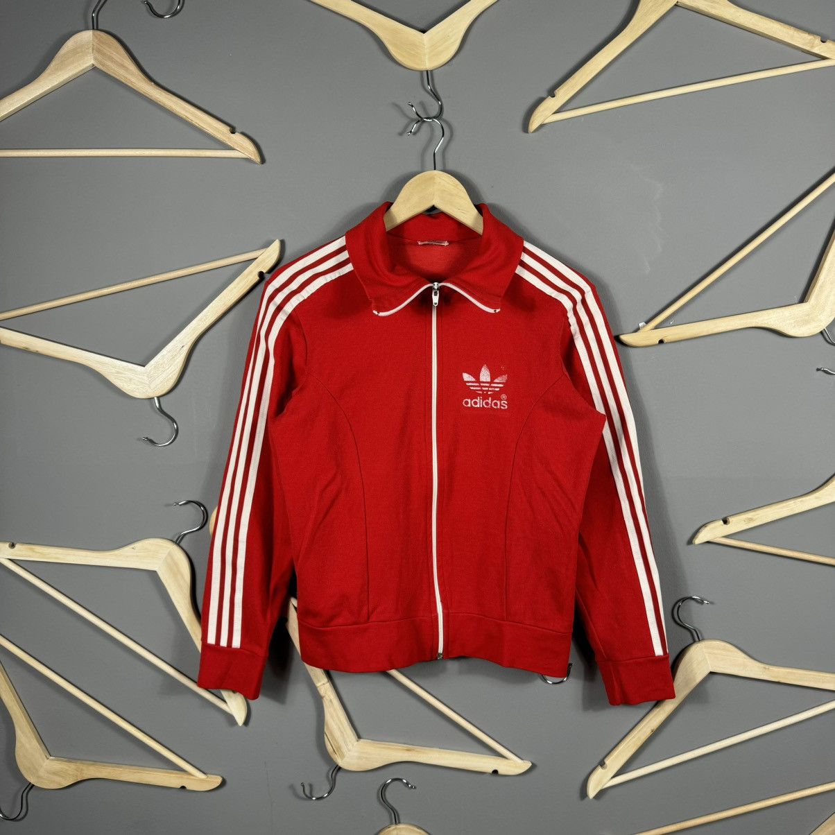 Vintage Vintage Adidas 70-80s Red Tracksuit Size US S / EU 44-46 / 1 - 4 Thumbnail
