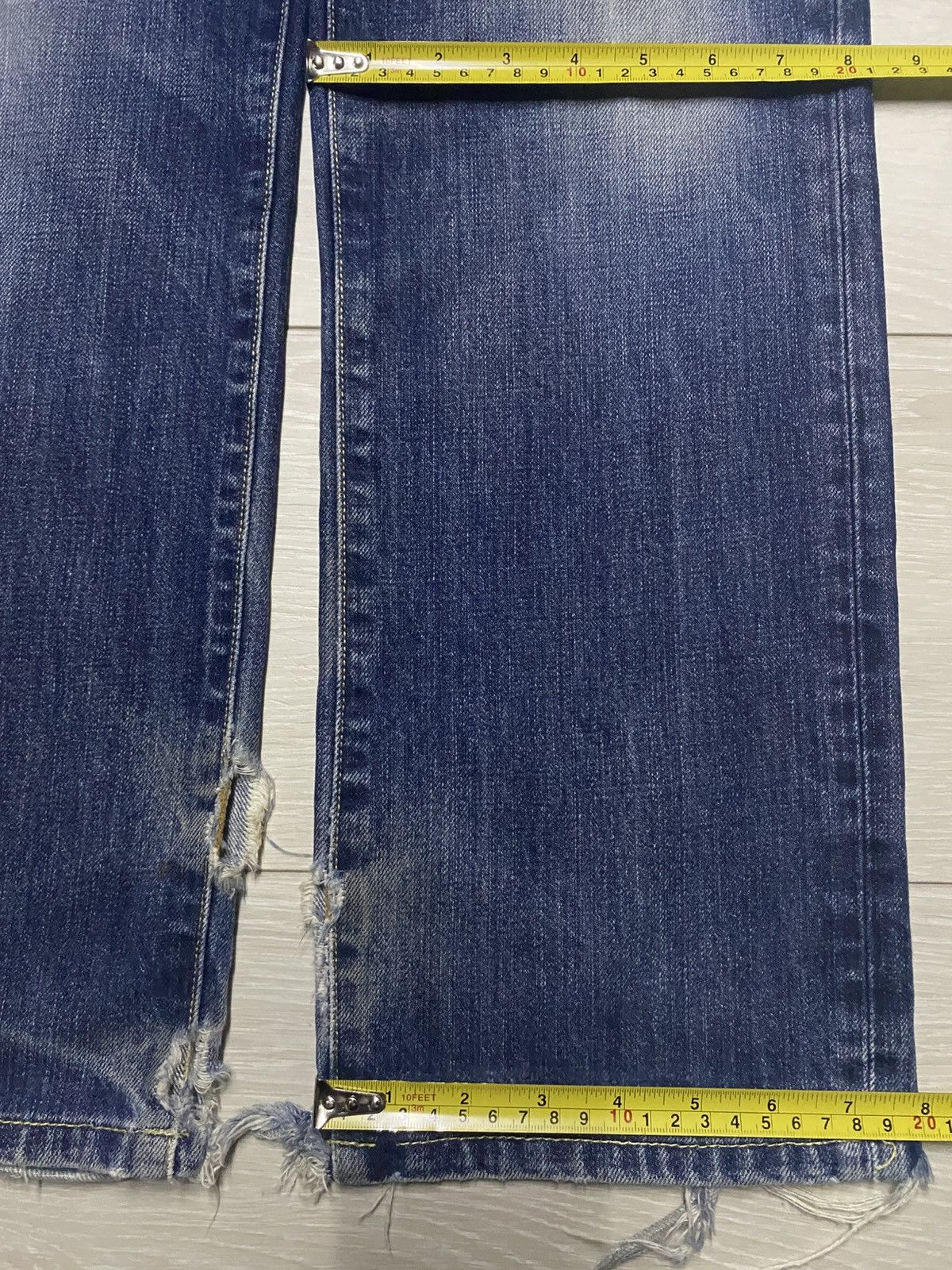 Uniqlo Vintage Japanese Uniqlo Faded Wash Destroy Slim Jeans Size US 30 / EU 46 - 15 Thumbnail