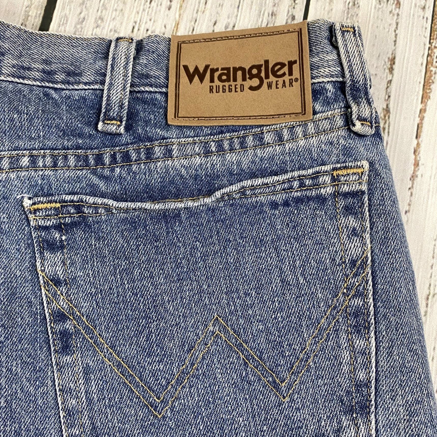Wrangler Wrangler Jeans MENS 40x30 Blue Denim Rugged Wear Relaxed Fit Western Mens Size US 40 / EU 56 - 6 Thumbnail