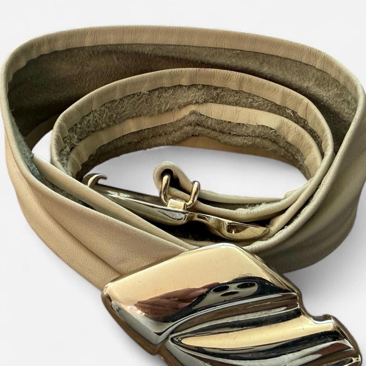 Other Women's gold Belts Size ONE SIZE - 3 Thumbnail