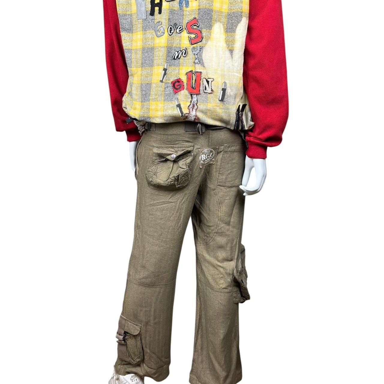 Japanese Brand Vintage Y2K Cargo Pants in Olive Green Size US 30 / EU 46 - 2 Thumbnail