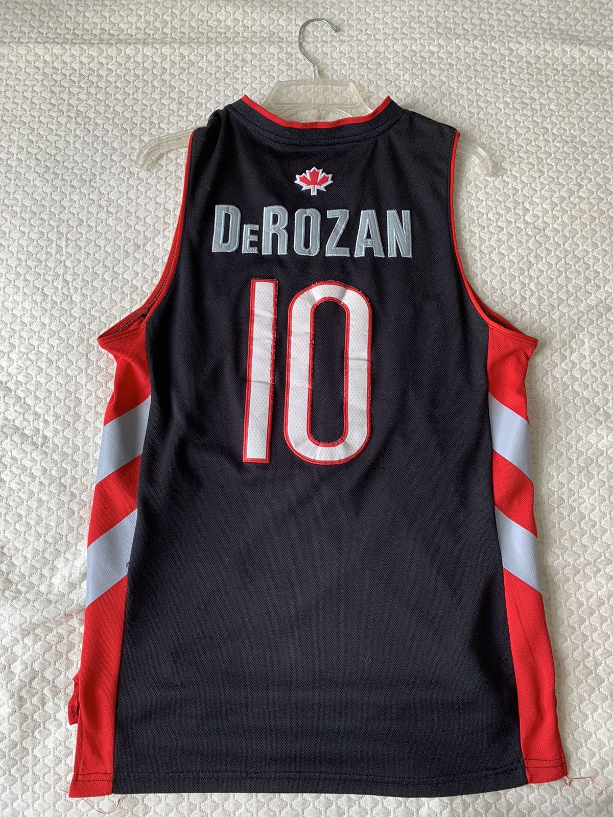Adidas × NBA Toronto Raptors DeMar DeRozan jersey Size US S / EU 44-46 / 1 - 2 Thumbnail