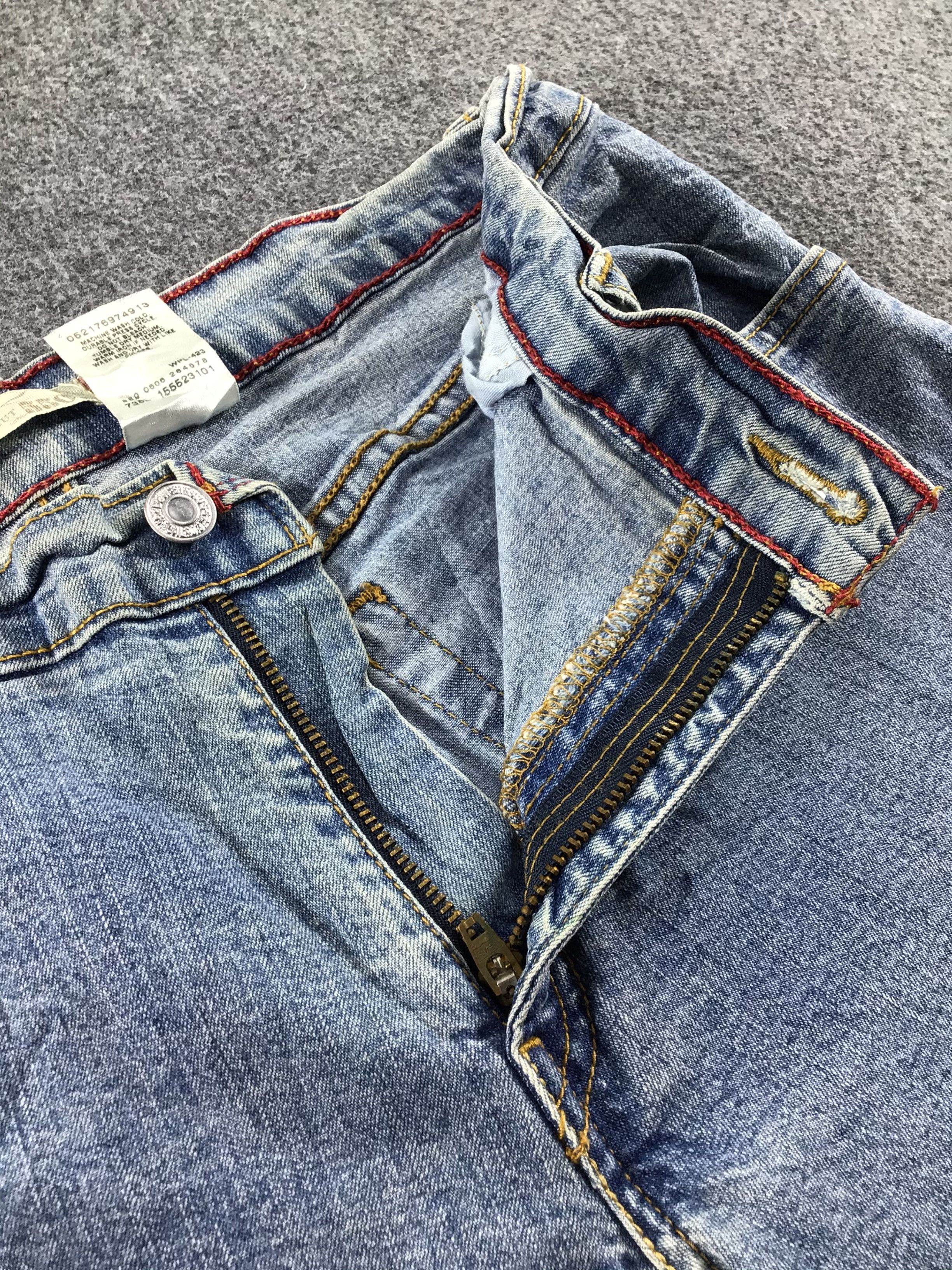 Levi's Vintage Levis 550 Jeans Faded Blue Denim -J555 Size US 32 / EU 48 - 8 Thumbnail