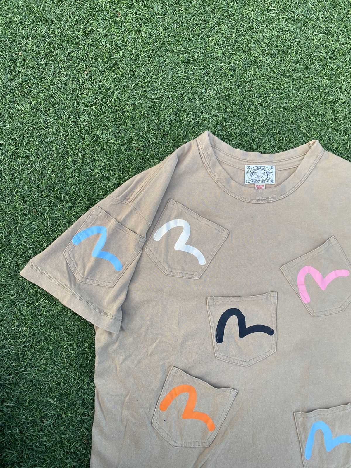 Evisu RARE T SHIRT EVISU MULTI POCKET TRAVIS SCOTT Size US L / EU 52-54 / 3 - 3 Thumbnail