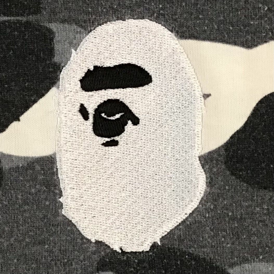 Bape 💫Glow in the dark💫 BAPE City camo APE HEAD T-shirt Size US M / EU 48-50 / 2 - 5 Thumbnail