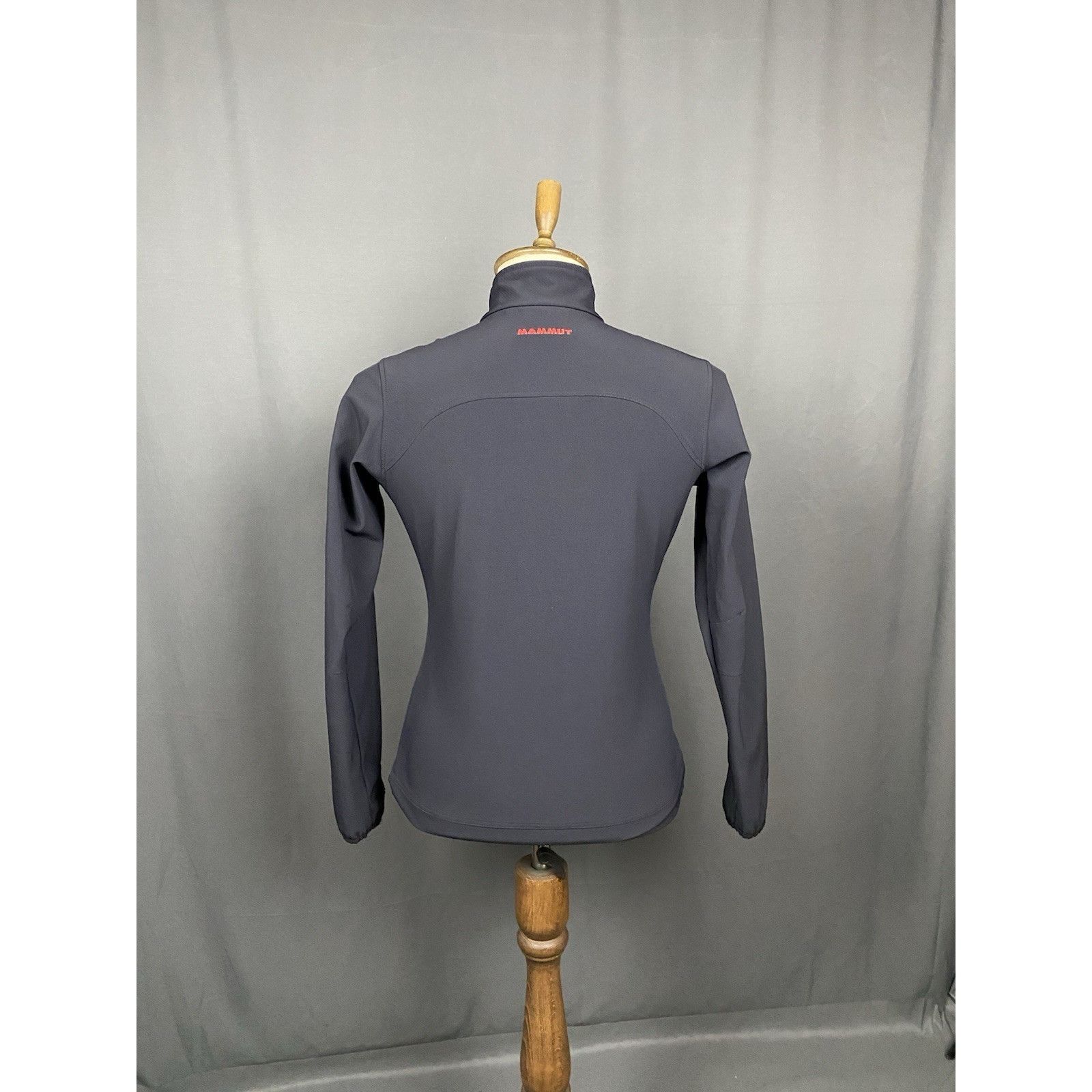 Mammut Mammut Men's Black SoftTech Softshell Windbreaker Jacket Siz Size US S / EU 44-46 / 1 - 7 Thumbnail
