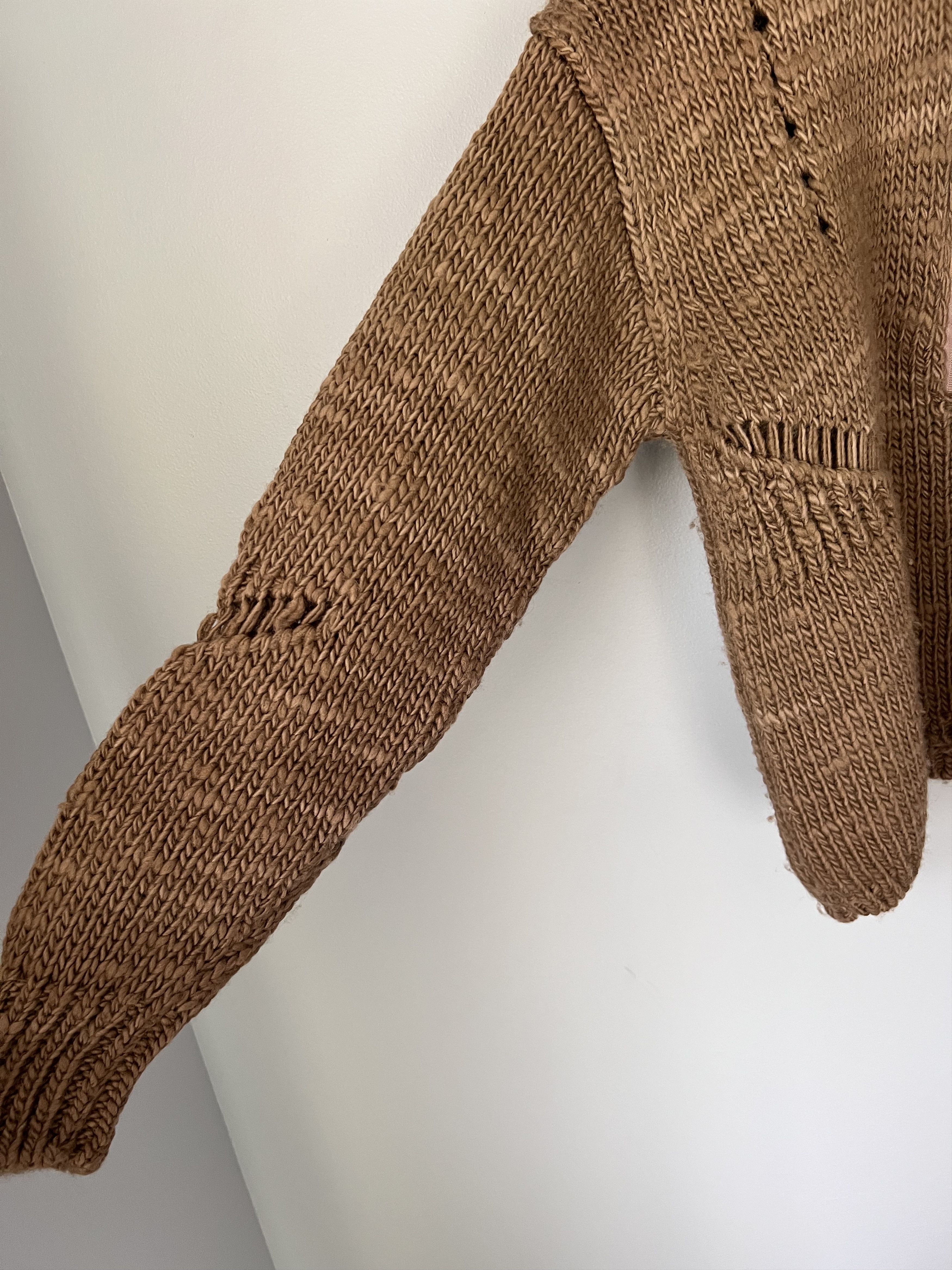 ROA ROA Winter Hand Made Zip Up Sweater in Light Brown Size US L / EU 52-54 / 3 - 4 Thumbnail