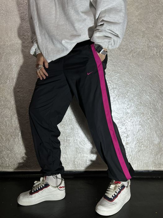 Nike Crazy pink    NIKE Y2K Nylon Drill track pants VTG 2000s Hype