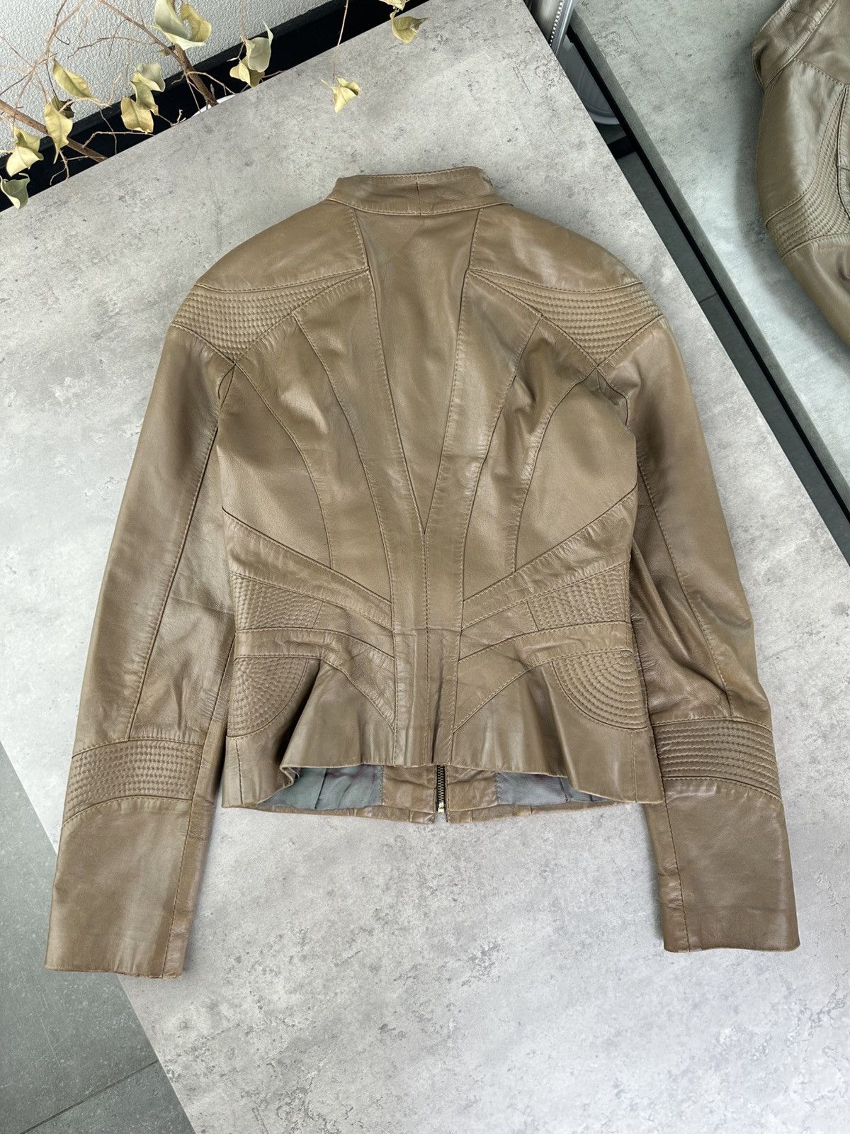 Japanese Brand Vintage Leather Jacket Size S / US 4 / IT 40 - 10 Thumbnail