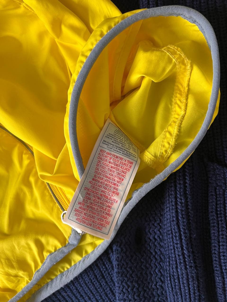 Nike Vintage Nike Running Jacket Nylon Size US S / EU 44-46 / 1 - 8 Thumbnail