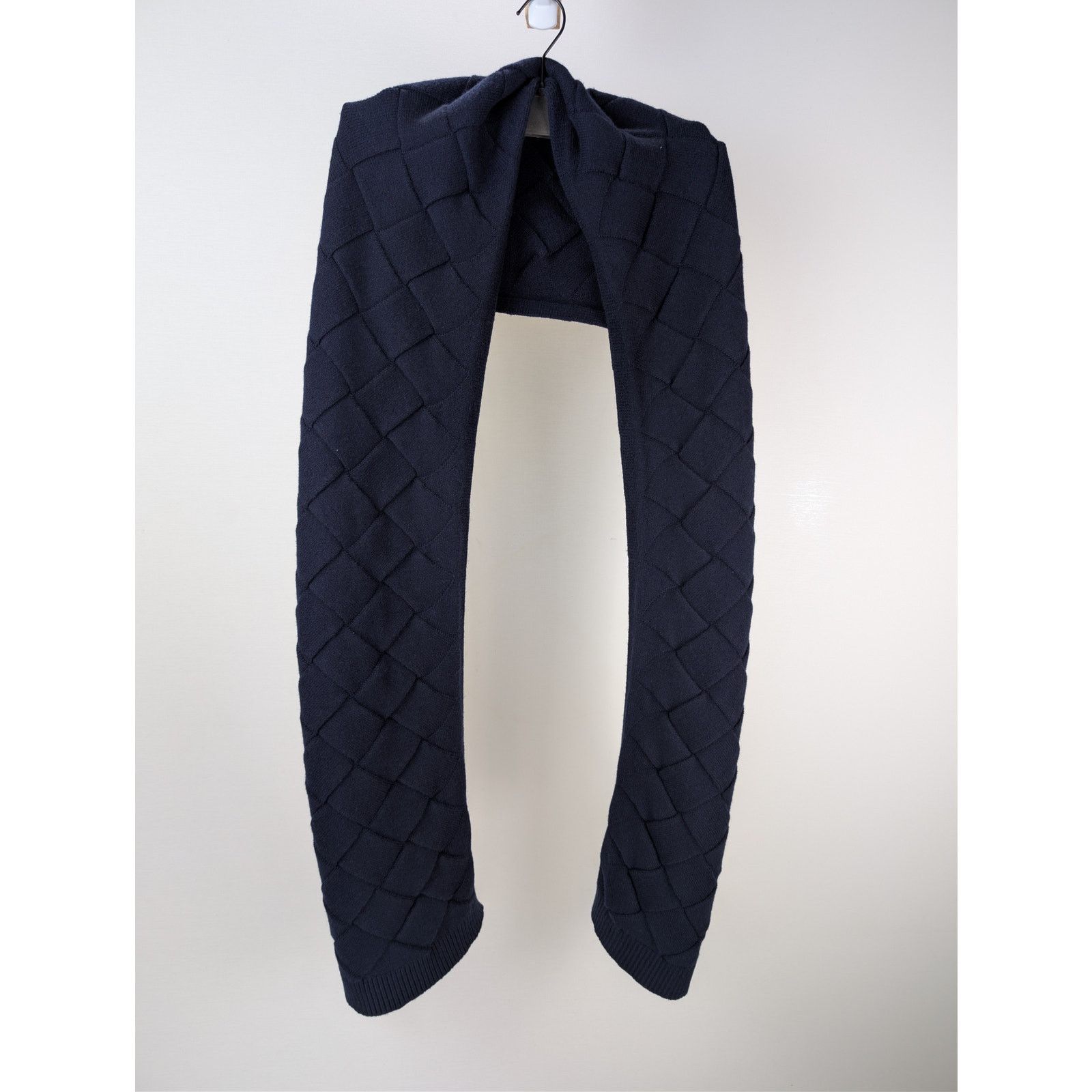 Bottega Veneta o1rshd1 Size: OS / MW Wool Interccio 3D Scarf in Navy Size ONE SIZE - 2 Thumbnail