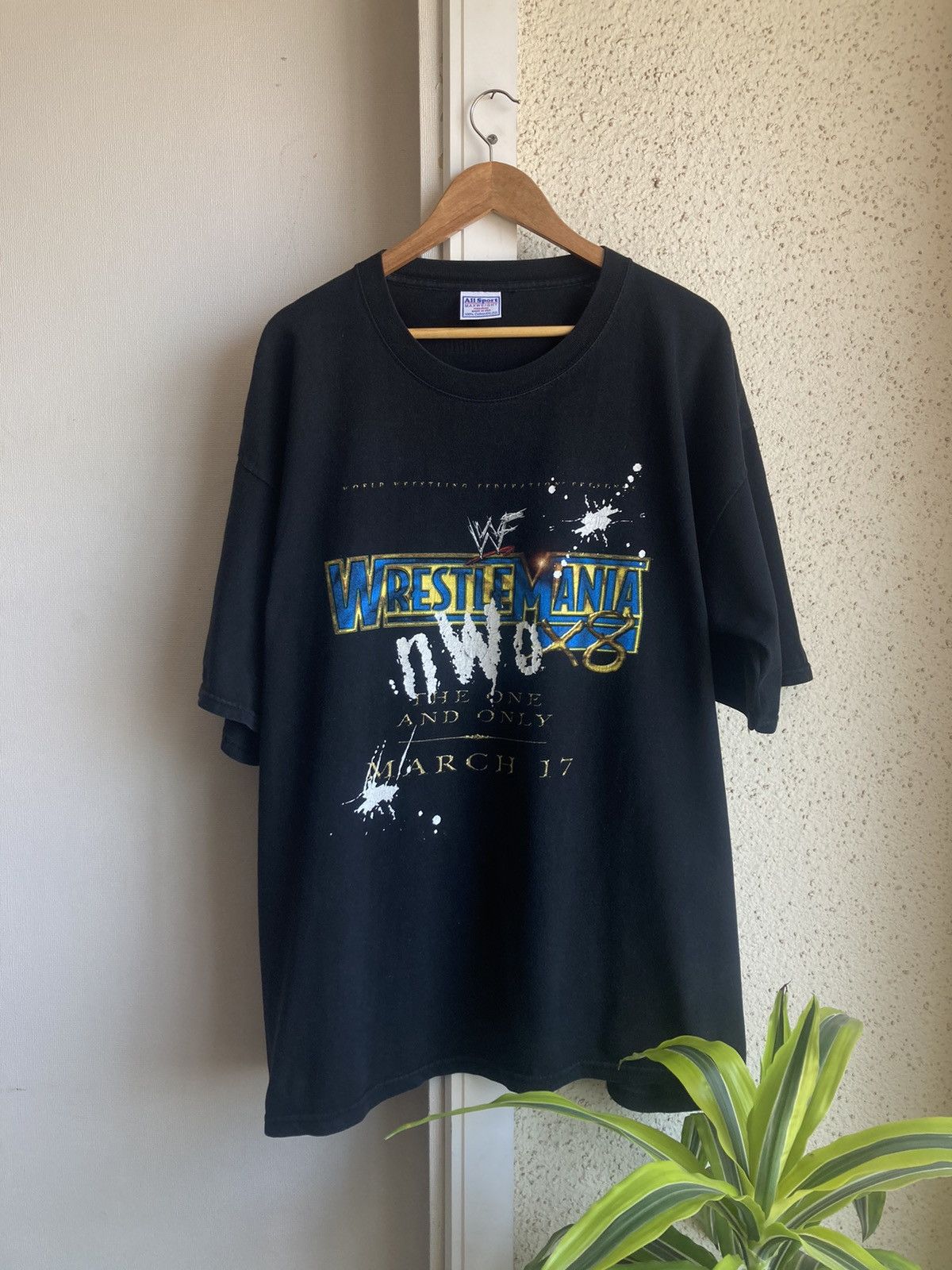 image of Vintage x Wwf Wrestlemania X8 Shirt in Black, Men's (Size 2XL)