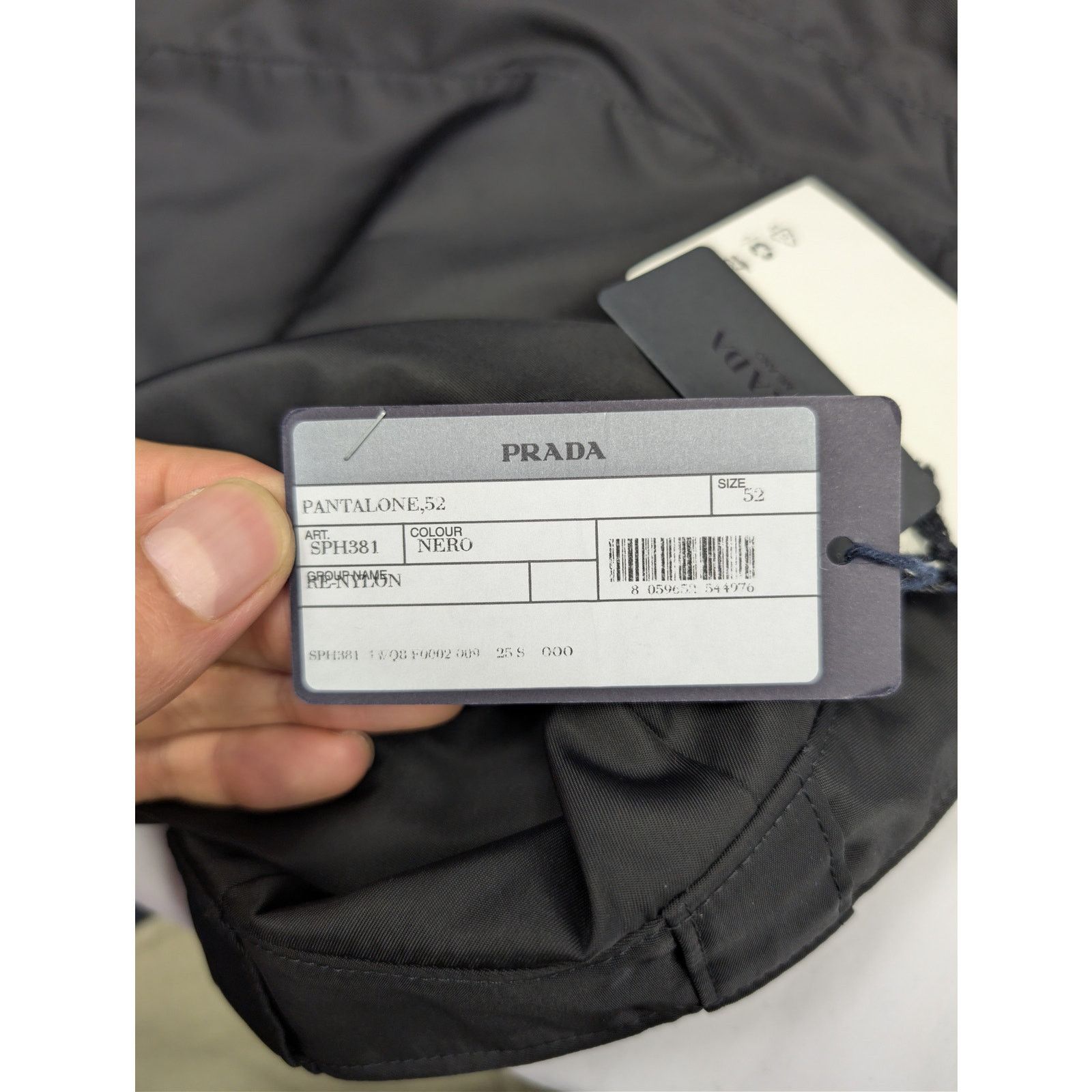 Prada o1rshd1 Re-Nylon Pants Trousers in Black Size US 36 / EU 52 - 22 Thumbnail