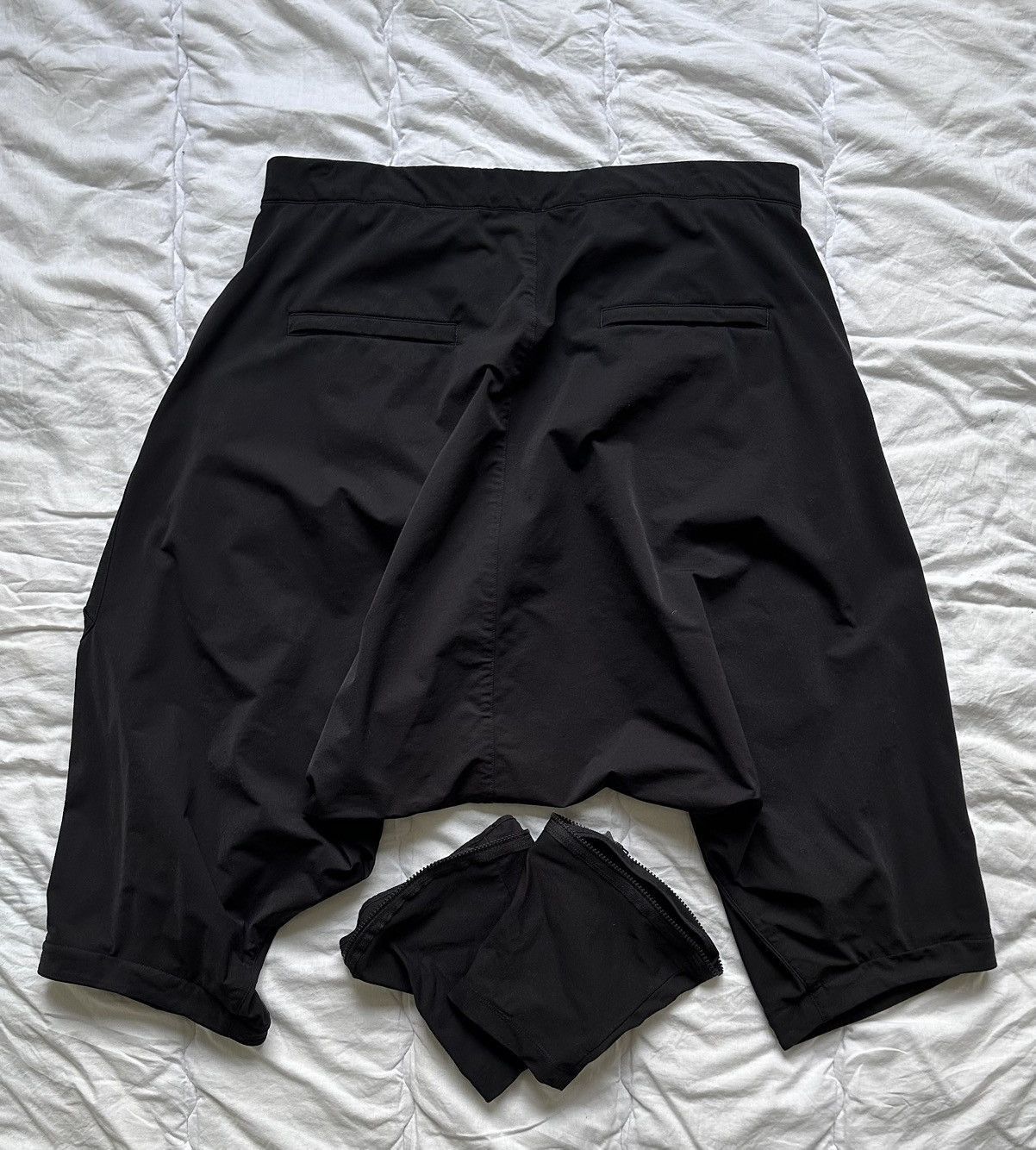 Acronym Acronym P30A-DS v1 Size XS Size US 28 / EU 44 - 2 Thumbnail