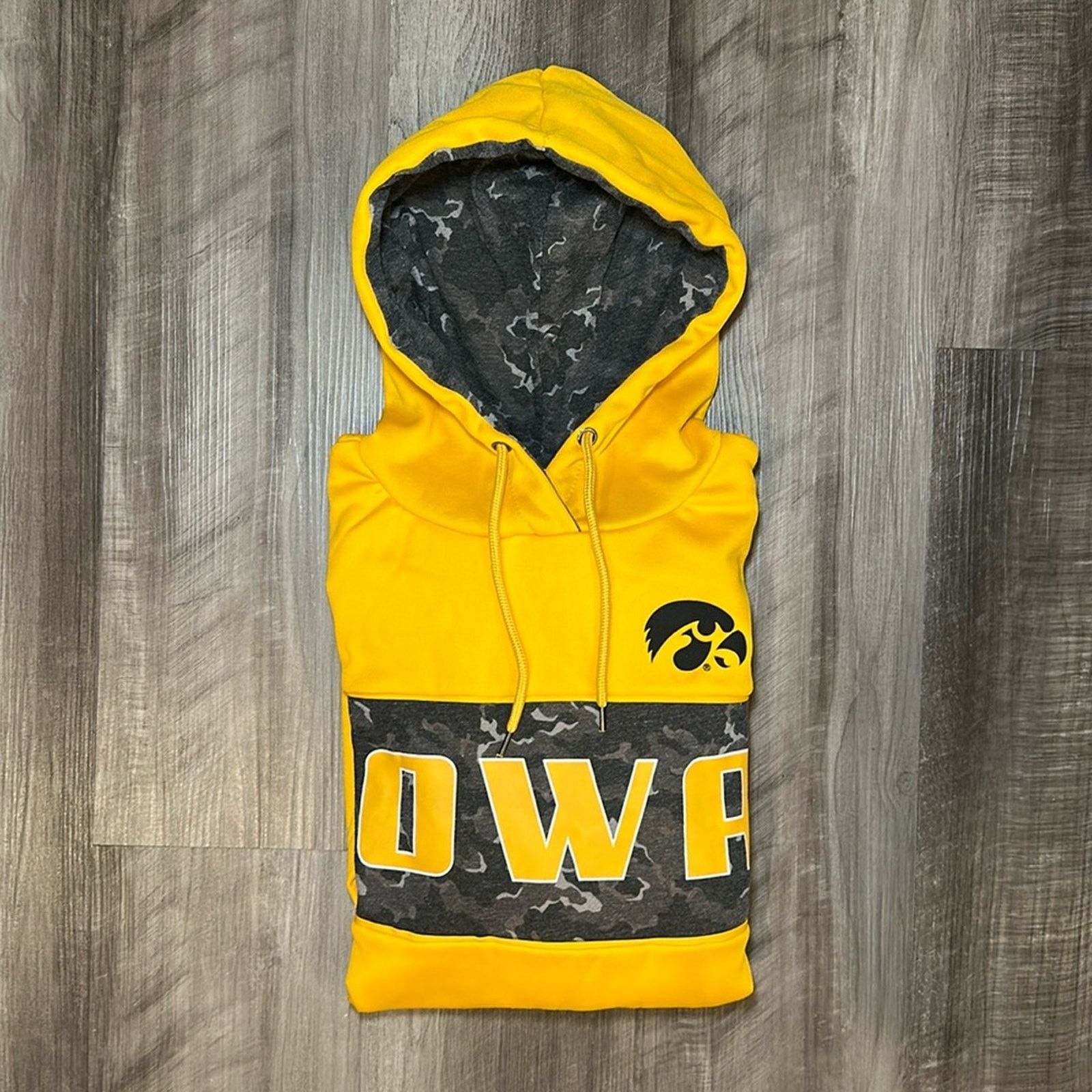 Colosseum Athletics Iowa Hawkeyes Colosseum Fleece Hoodie - Medium Size US M / EU 48-50 / 2 - 1 Thumbnail