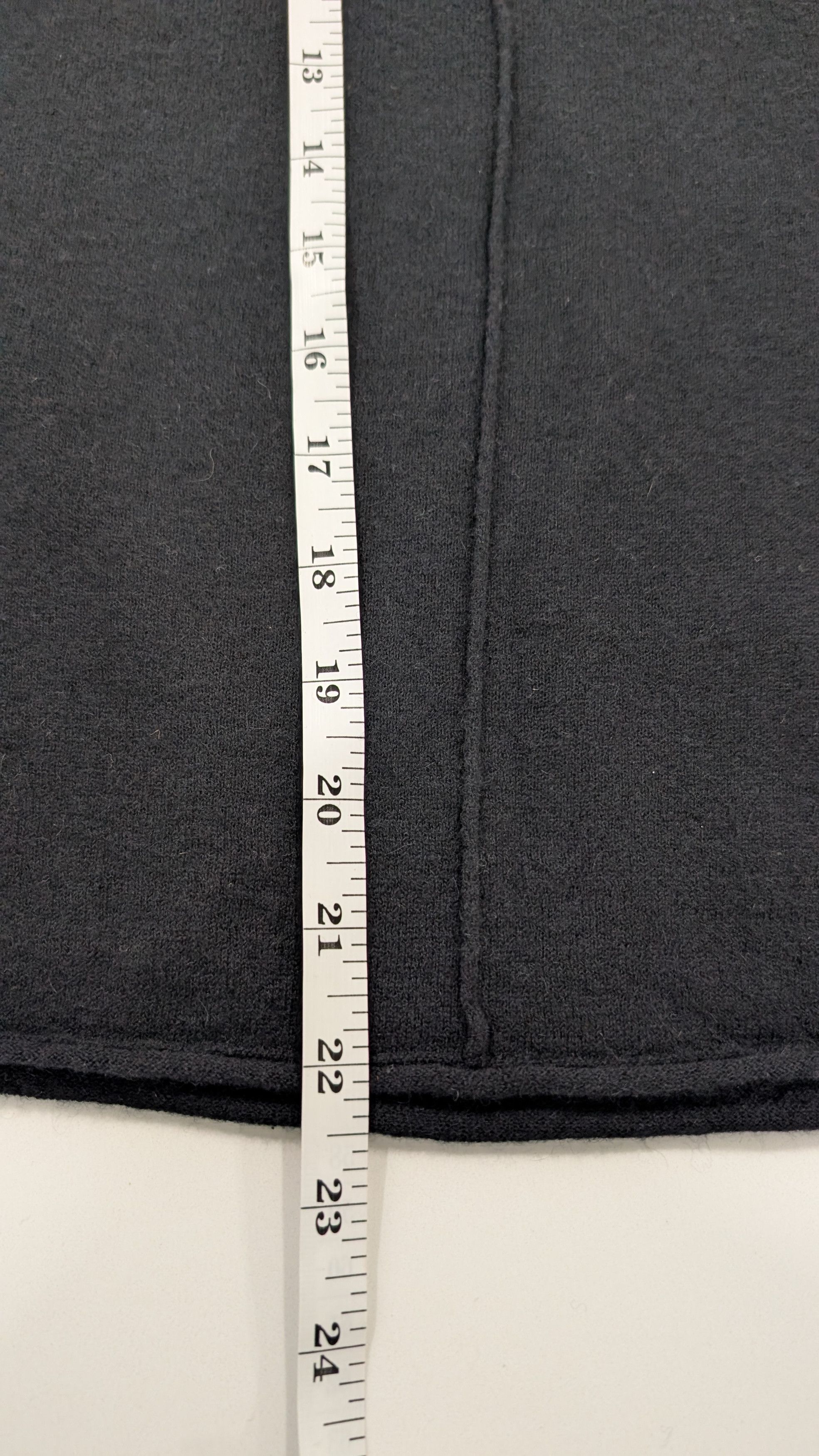 SKIMS Skims Sheer Cashmere Long Sleeve Top Onyx Size XS / US 0-2 / IT 36-38 - 7 Thumbnail