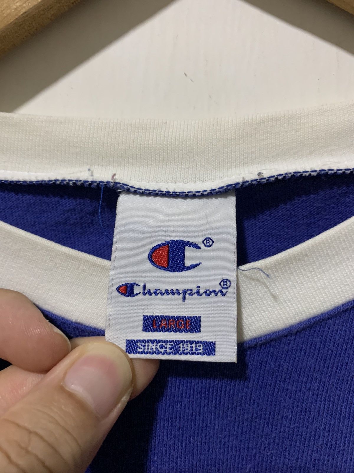 Champion Vintage Champion Tee size L Size US L / EU 52-54 / 3 - 8 Thumbnail